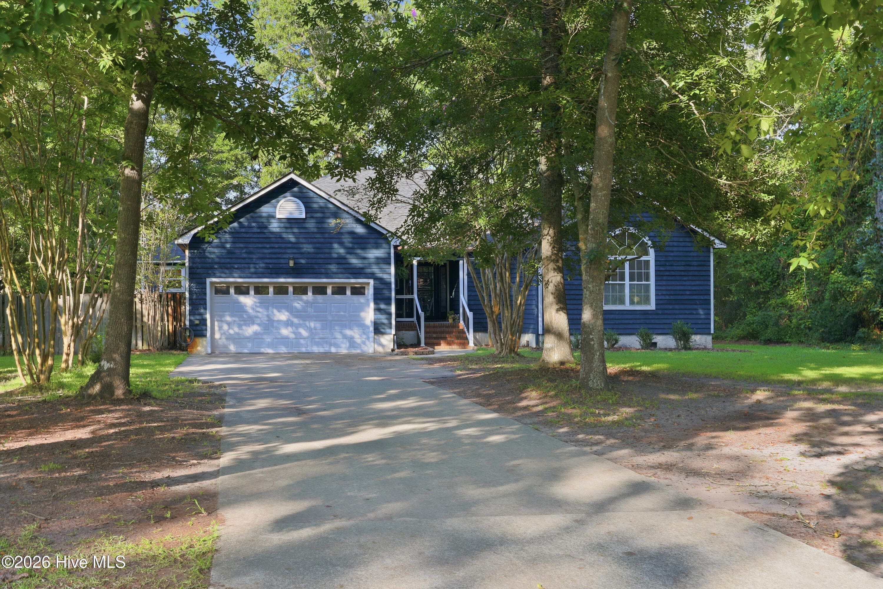 Single Family Residence at 416 Masters Lane, Hampstead, NC 28443, photo 4 of 53