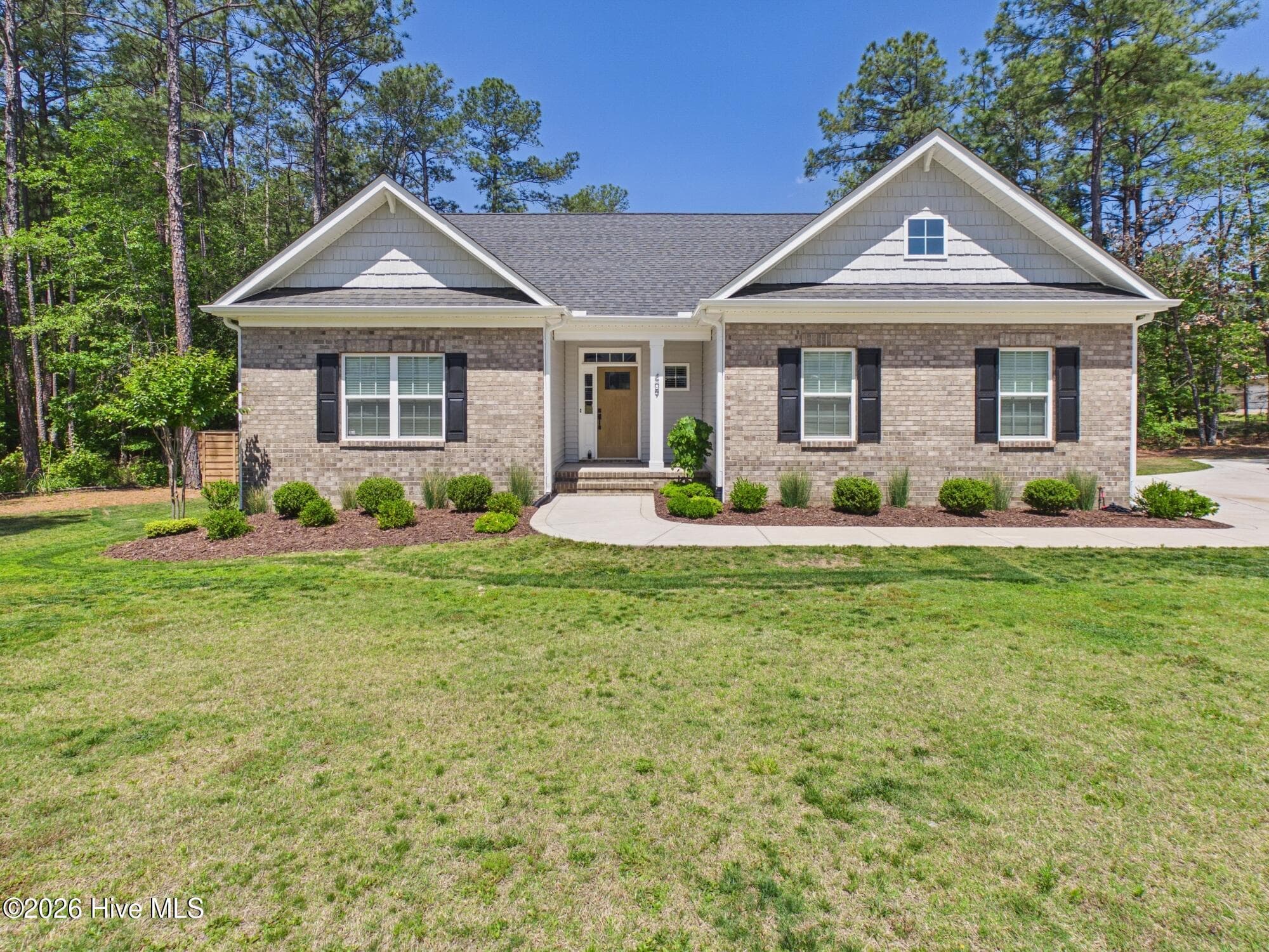 Single Family Residence at 409 Piney Oak Drive, Carthage, NC 28327, photo 2 of 61