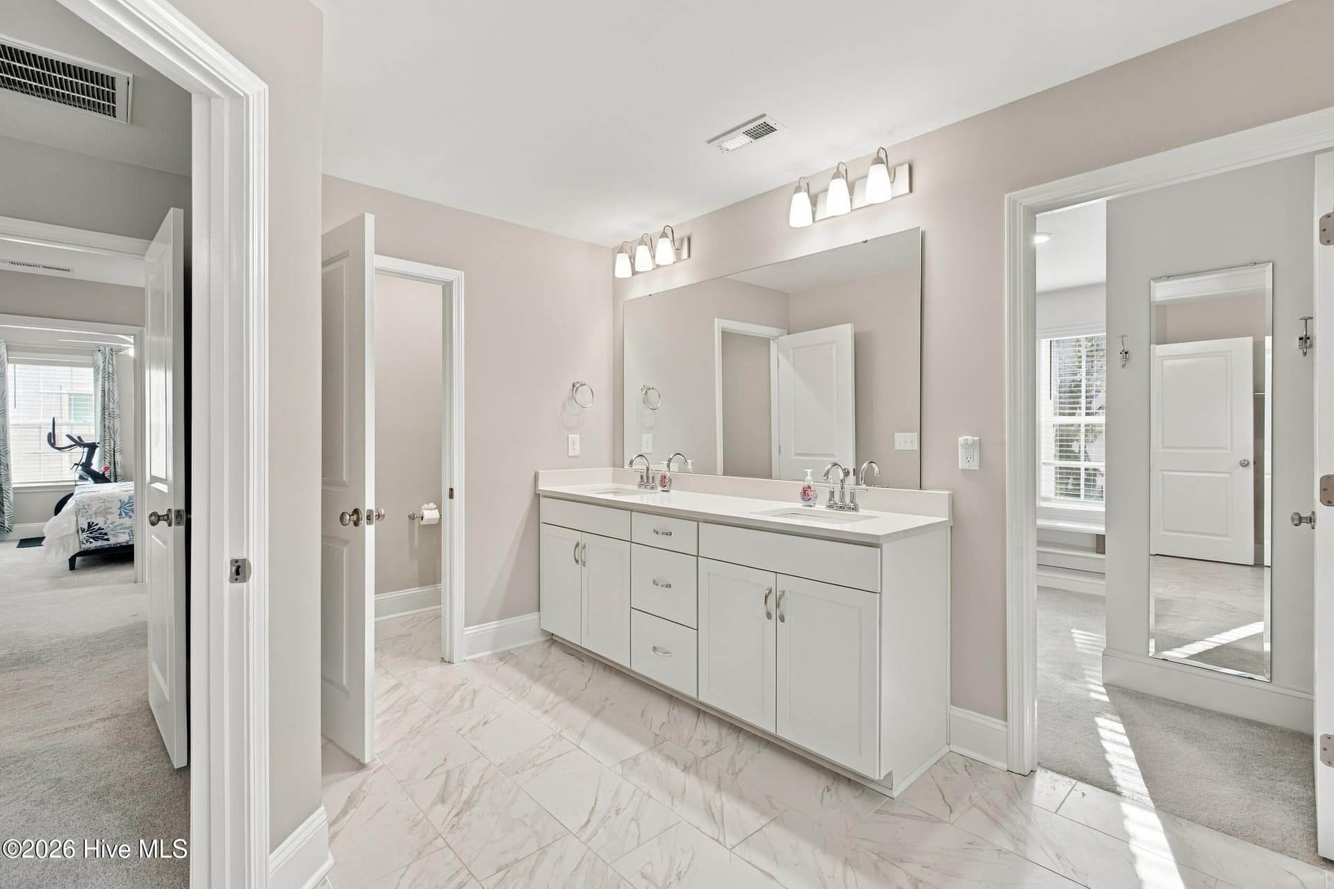 Single Family Residence at 1108 Sea Lavender Drive, Wilmington, NC 28403, photo 32 of 65
