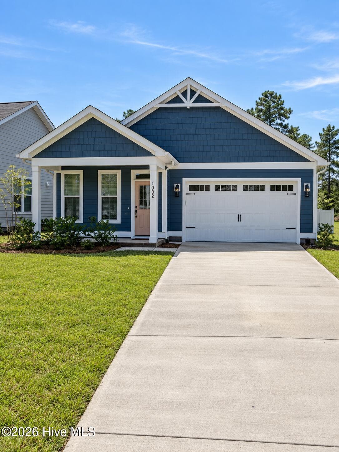 Single Family Residence at 1002 Brighton Drive, New Bern, NC 28562, photo 2 of 53