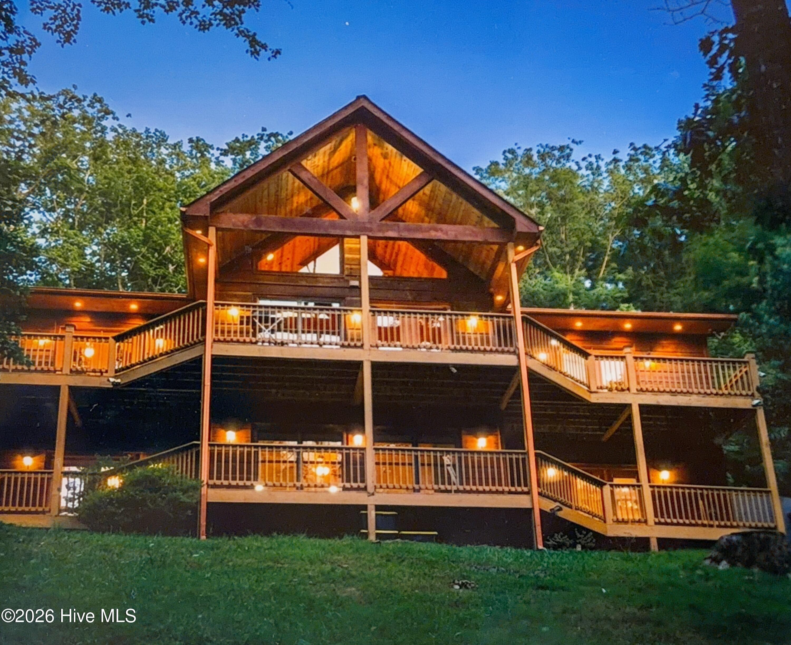210 Majestic Drive, Hayesville, NC 28904