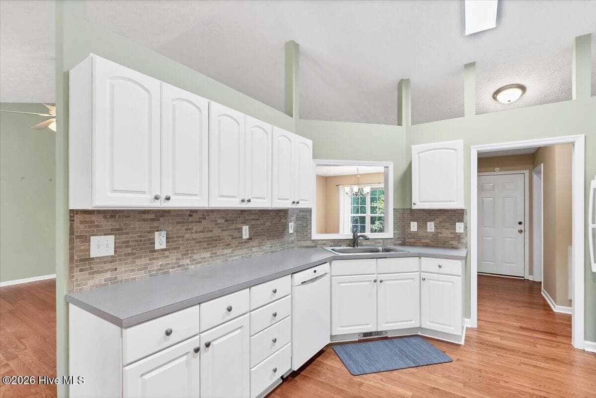 Single Family Residence at 3 Oak Tree Lane, Pinehurst, NC 28374, photo 24 of 59