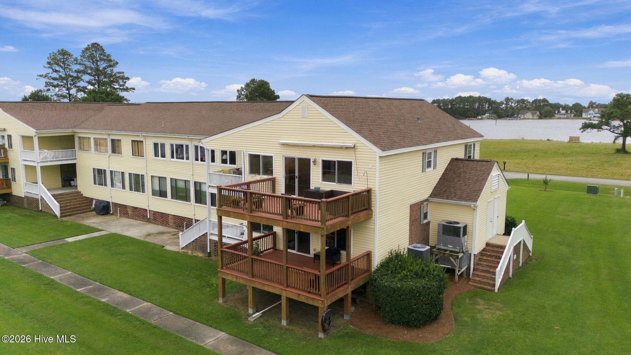 Condominium at 8047 Treasure Drive Apt 8, Oriental, NC 28571, photo 18 of 49