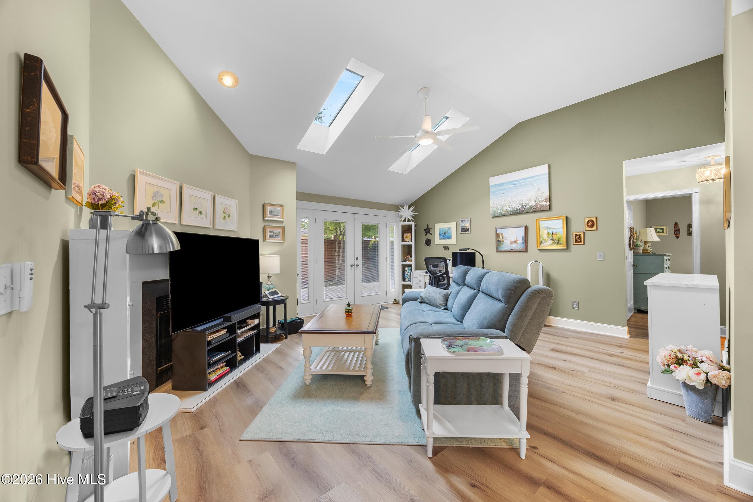 Single Family Residence at 1304 Two Mile Circle E, Wilmington, NC 28405, photo 28 of 53