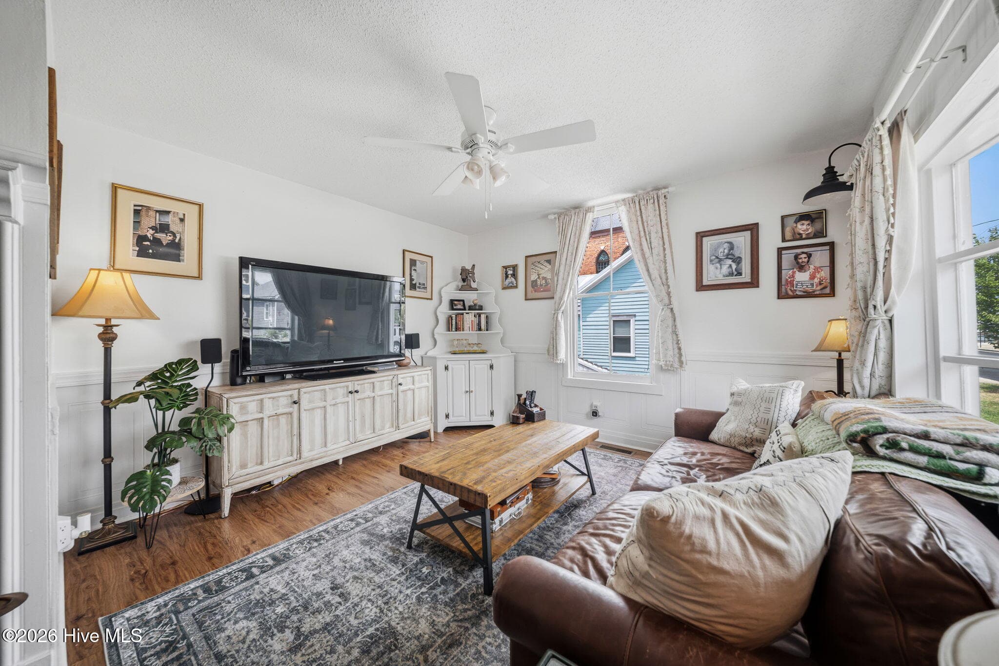 Triplex at 418 Campbell Street, Wilmington, NC 28401, photo 9 of 59