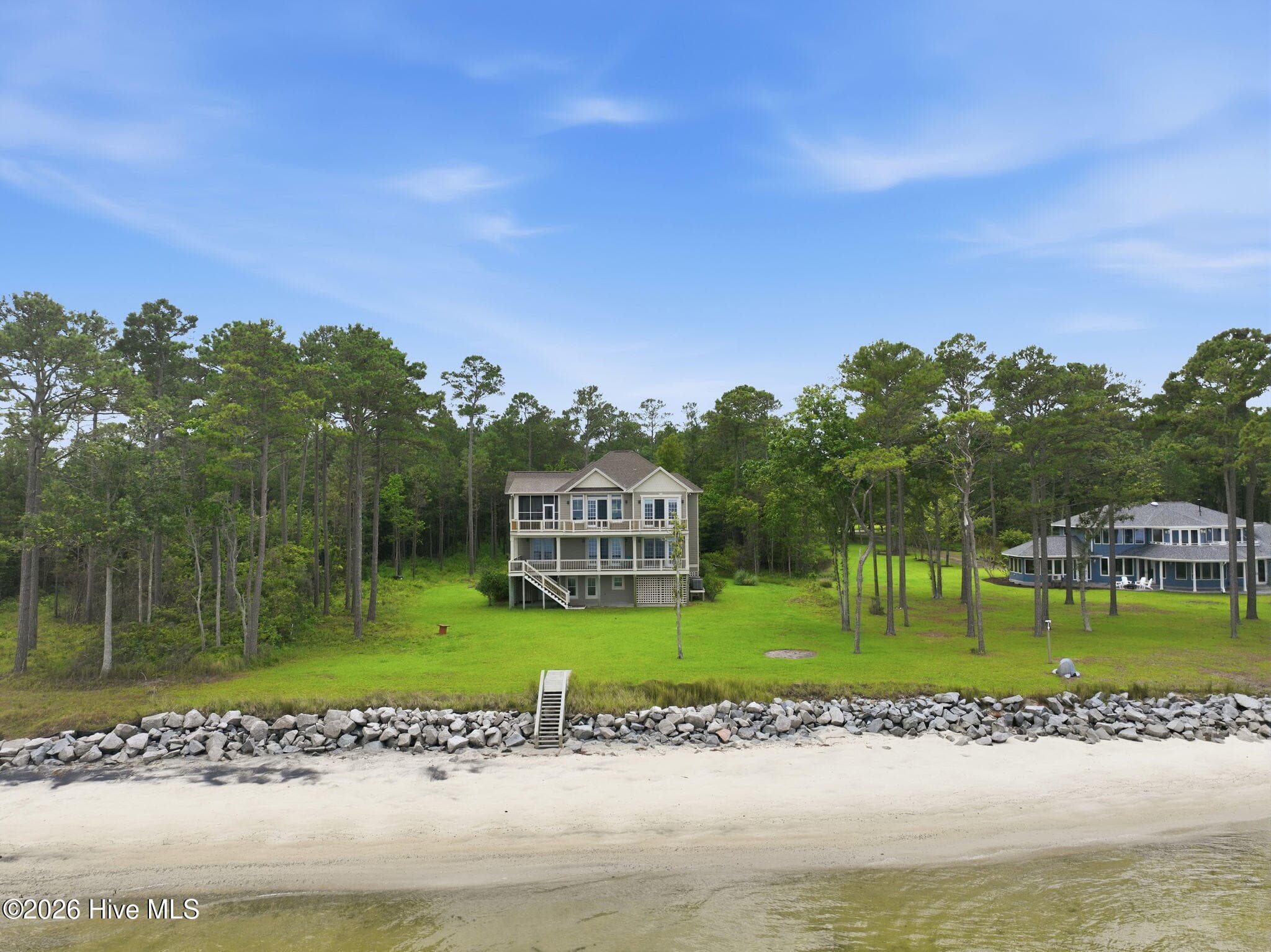 Single Family Residence at 486 Sandy Point Drive, Beaufort, NC 28516, photo 4 of 88