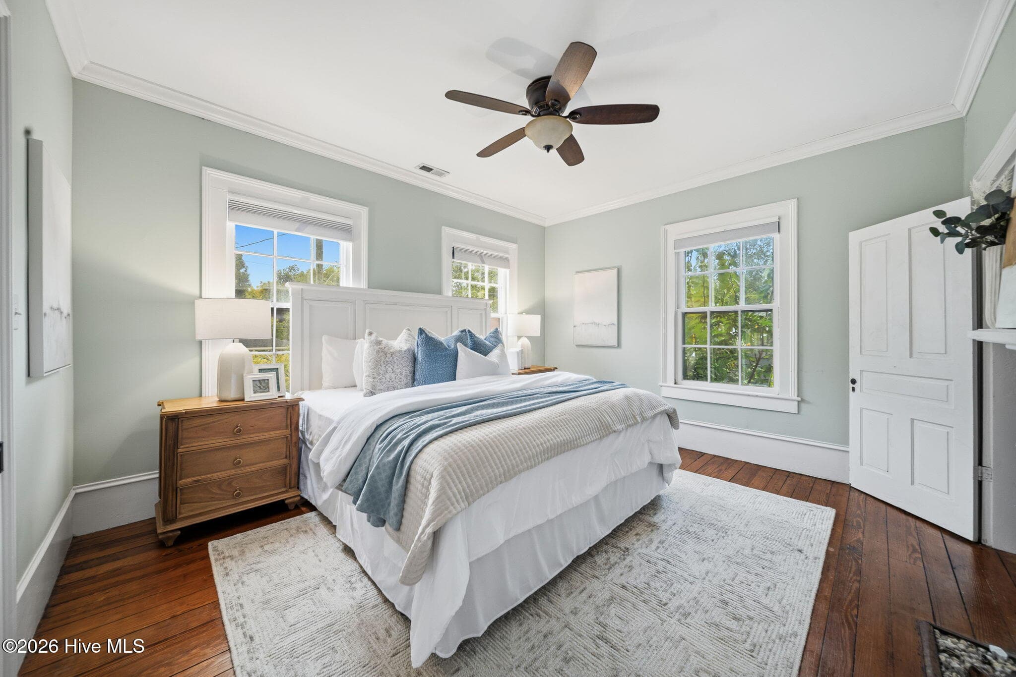Single Family Residence at 106 Castle Street, Wilmington, NC 28401, photo 33 of 54