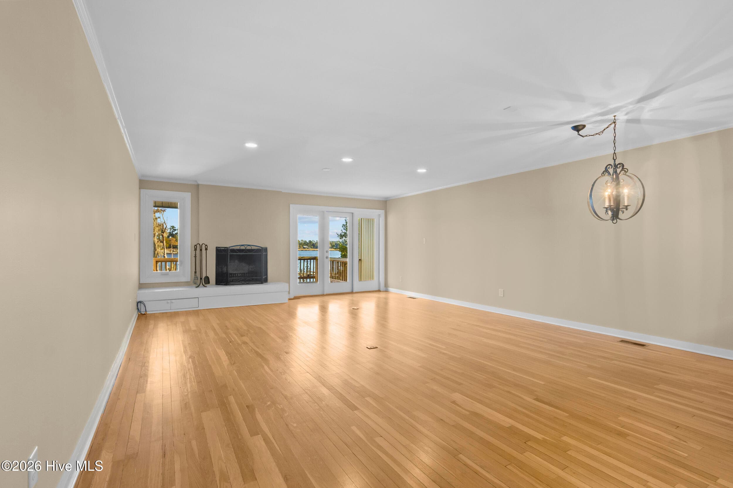 Living Room - 5 Batts Hill Road, New Bern, NC 28562