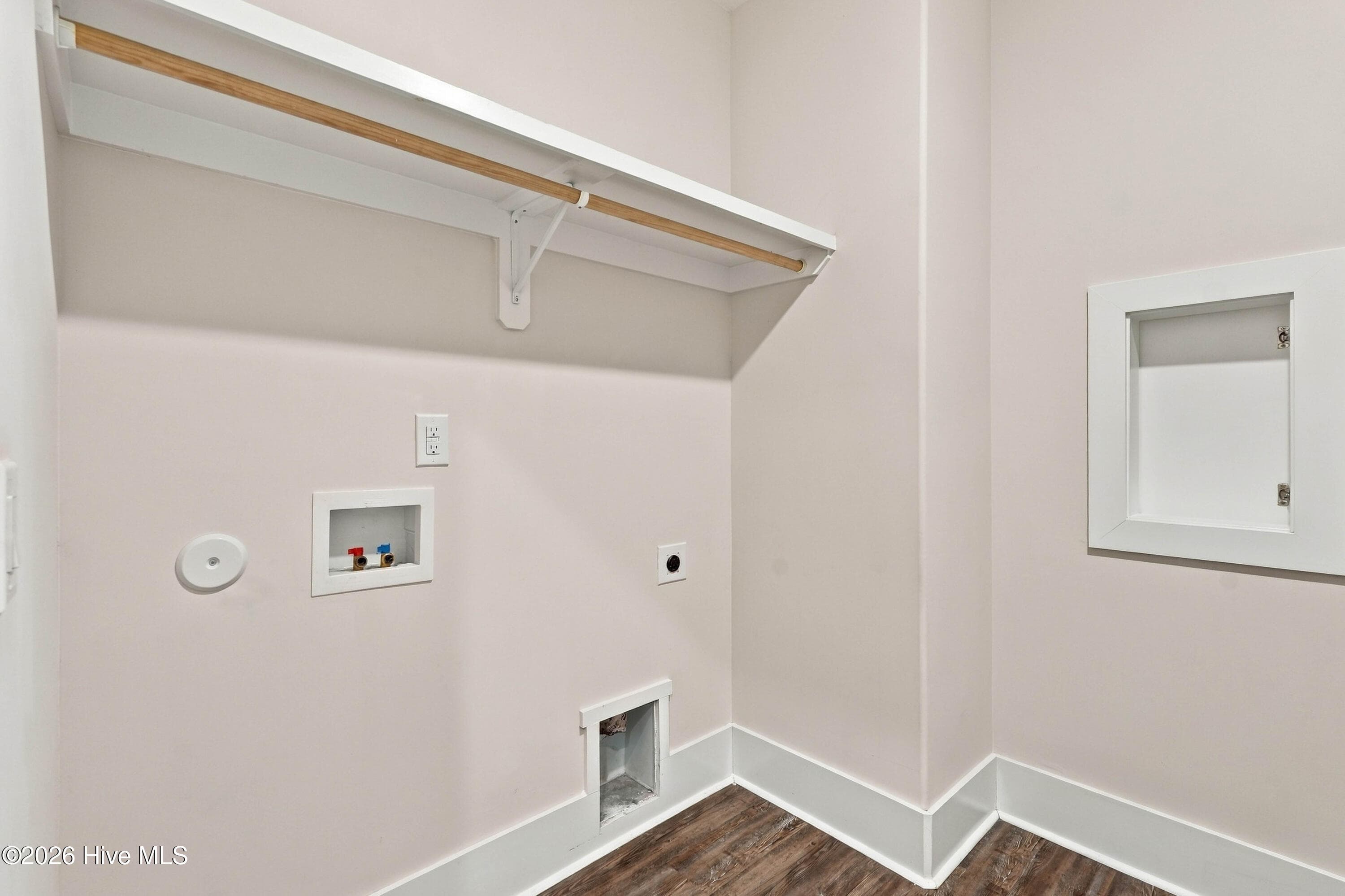 Laundry Room - 11 Lemongrass Court, Hampstead, NC 28443