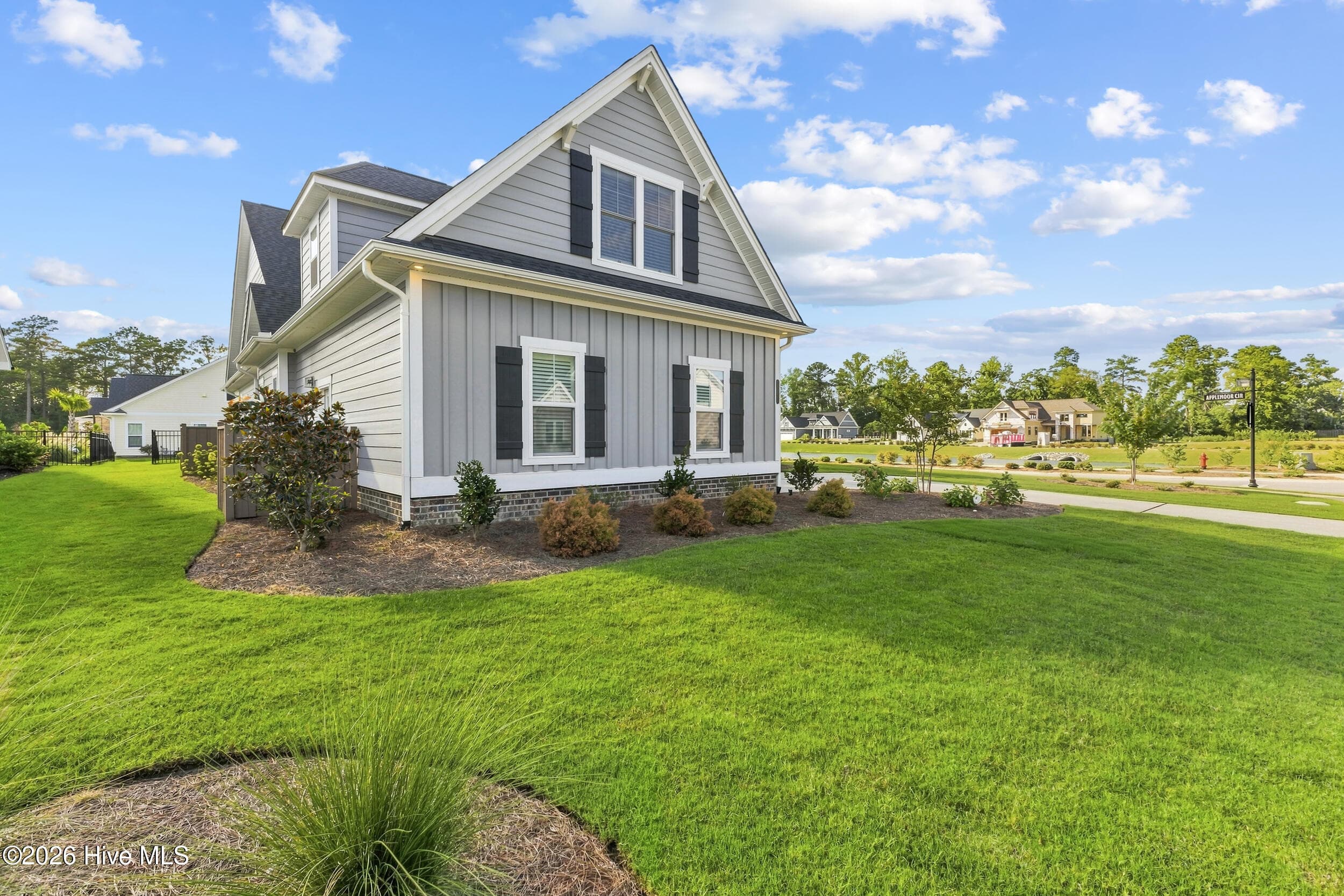 Single Family Residence at 5089 Saltgrass Cove, Leland, NC 28451, photo 5 of 132