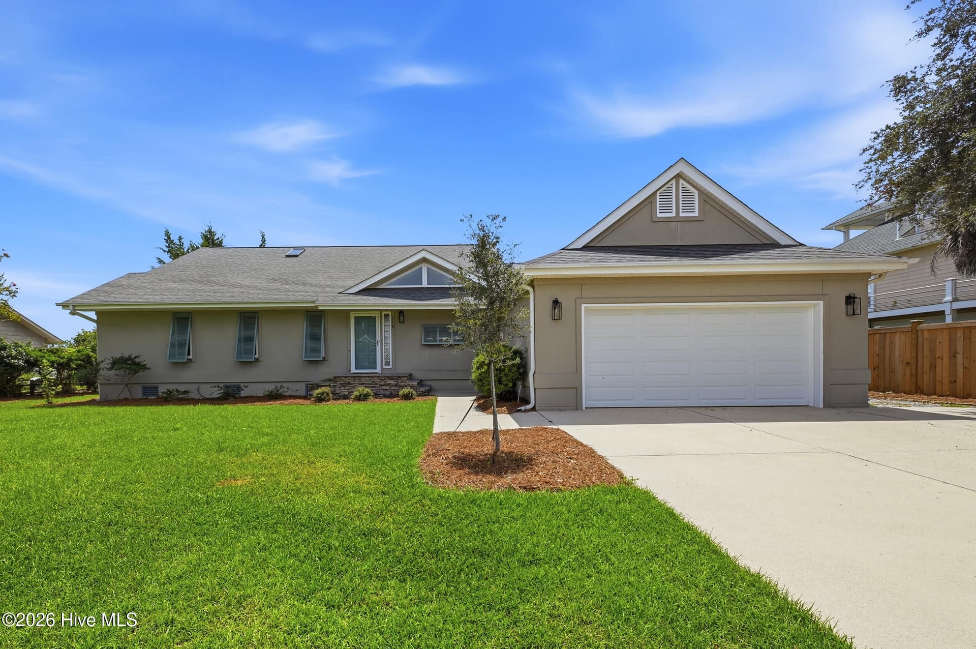 Single Family Residence at 119 Sound View Drive, Hampstead, NC 28443, photo 3 of 68