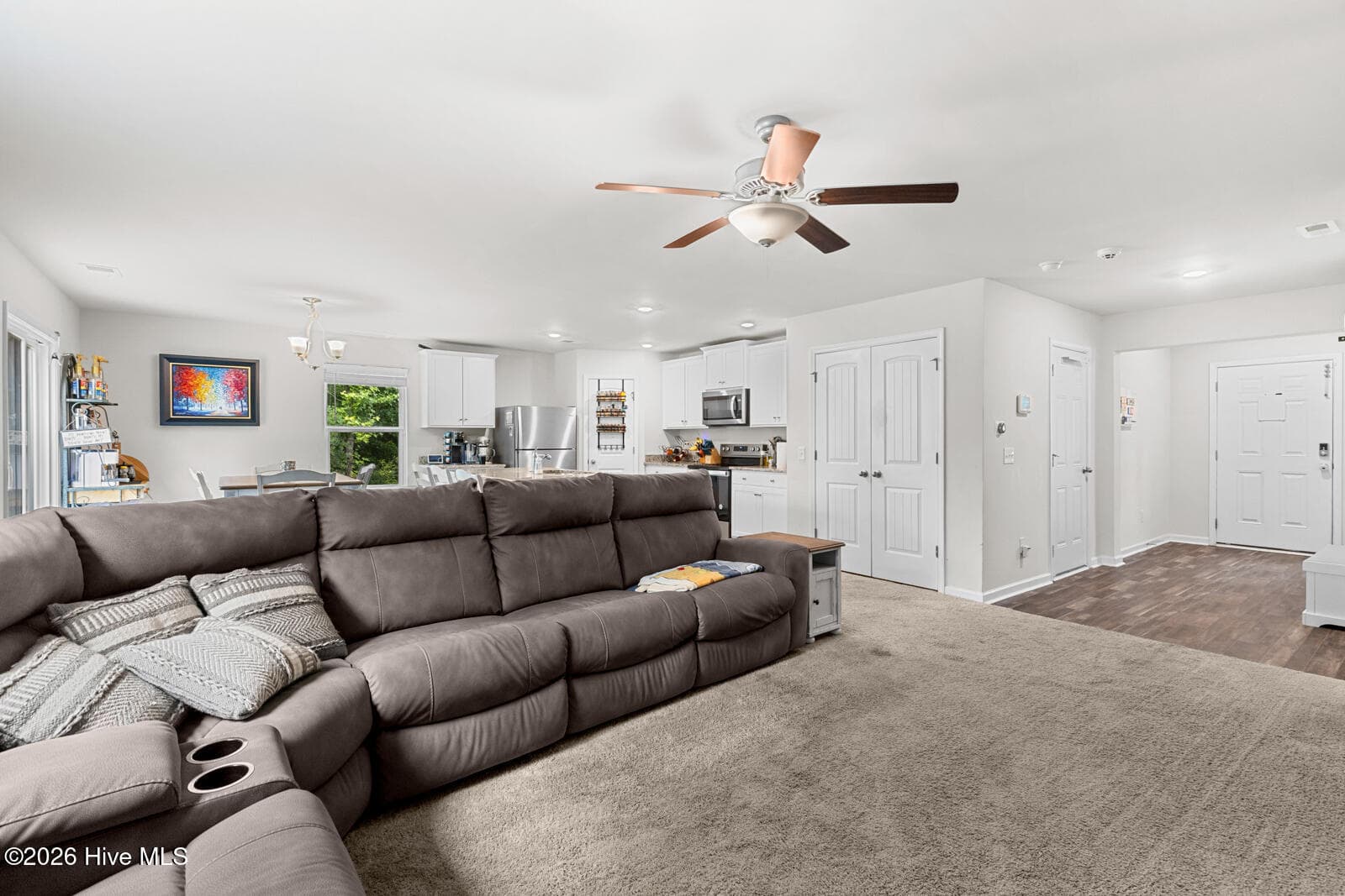 Single Family Residence at 104 Priscilla Place, Hampstead, NC 28443, photo 13 of 34