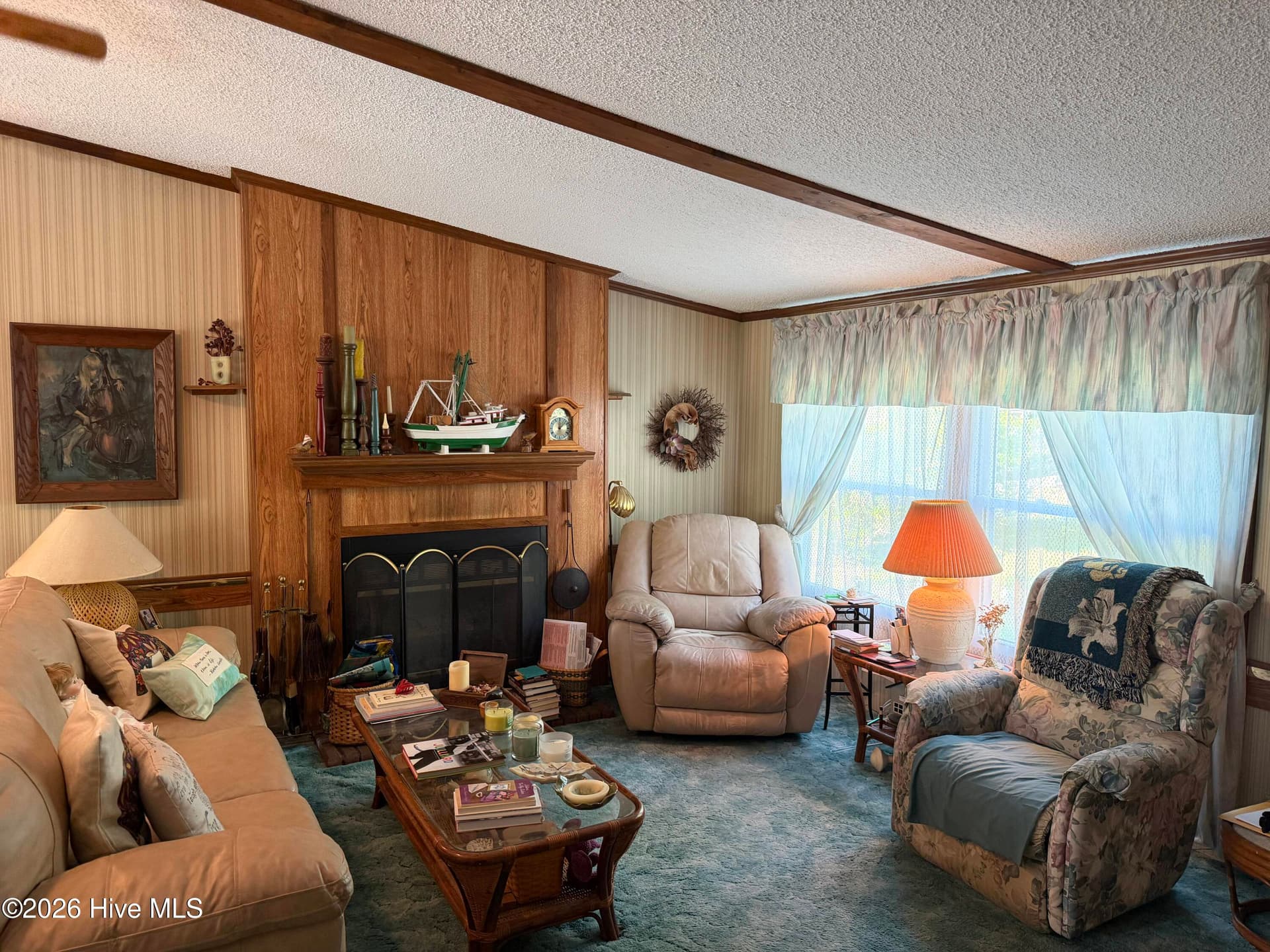Manufactured Home at 245 Lake Drive SW, Supply, NC 28462, photo 5 of 43