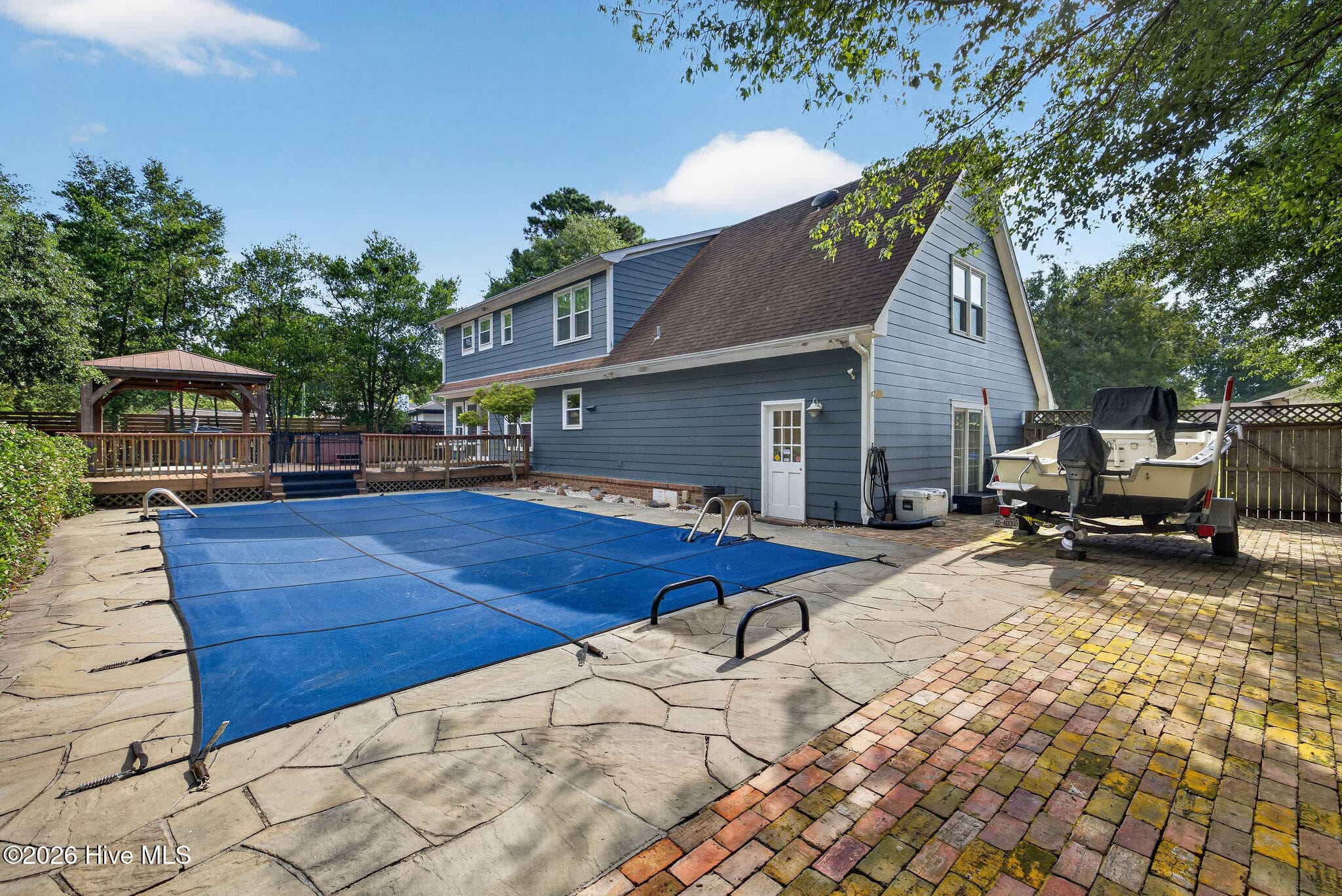 Single Family Residence at 242 Dallas Drive, Wilmington, NC 28405, photo 11 of 56