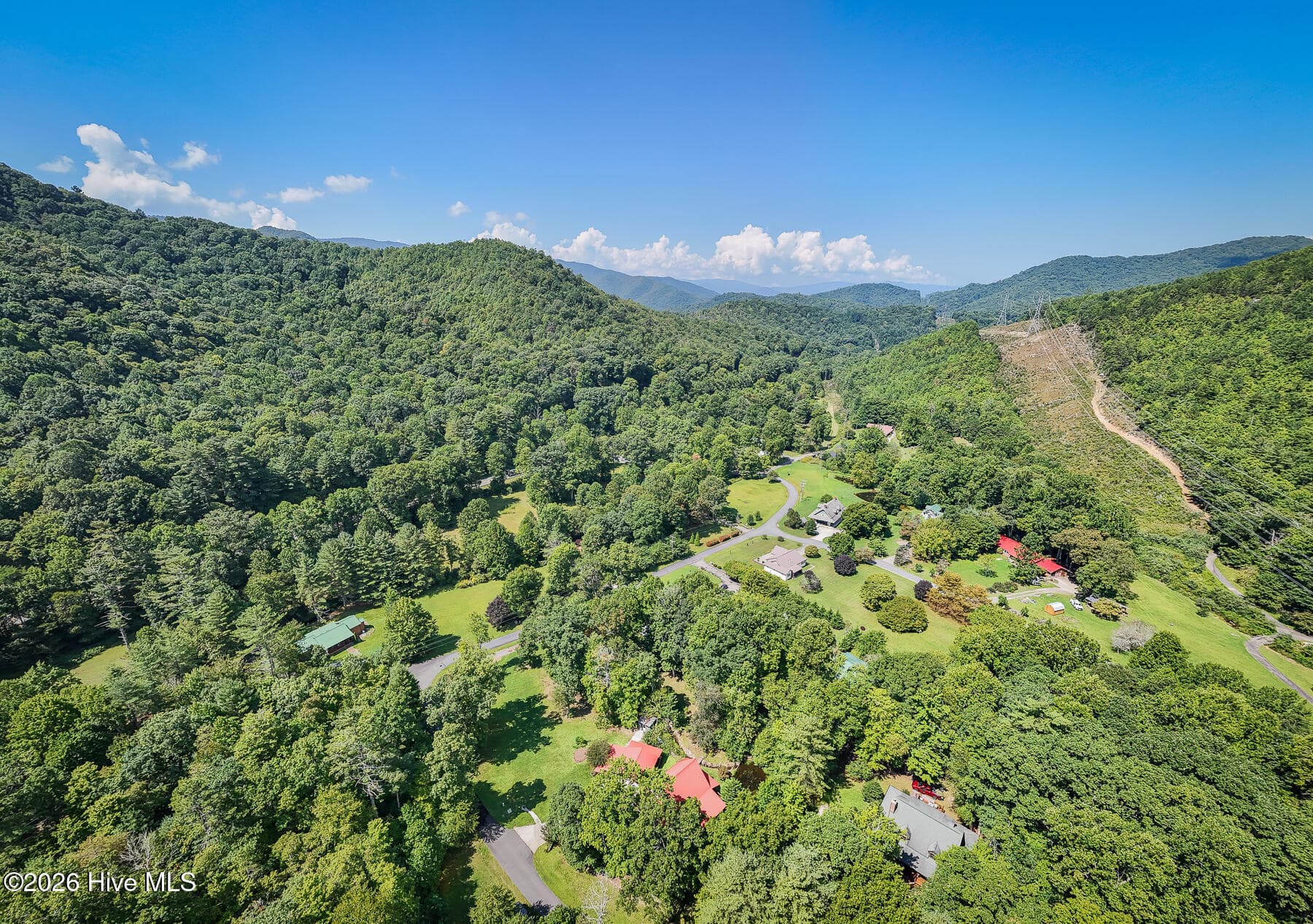 Single Family Residence at 49 Dusty Hollow, Robbinsville, NC 28771, photo 21 of 82