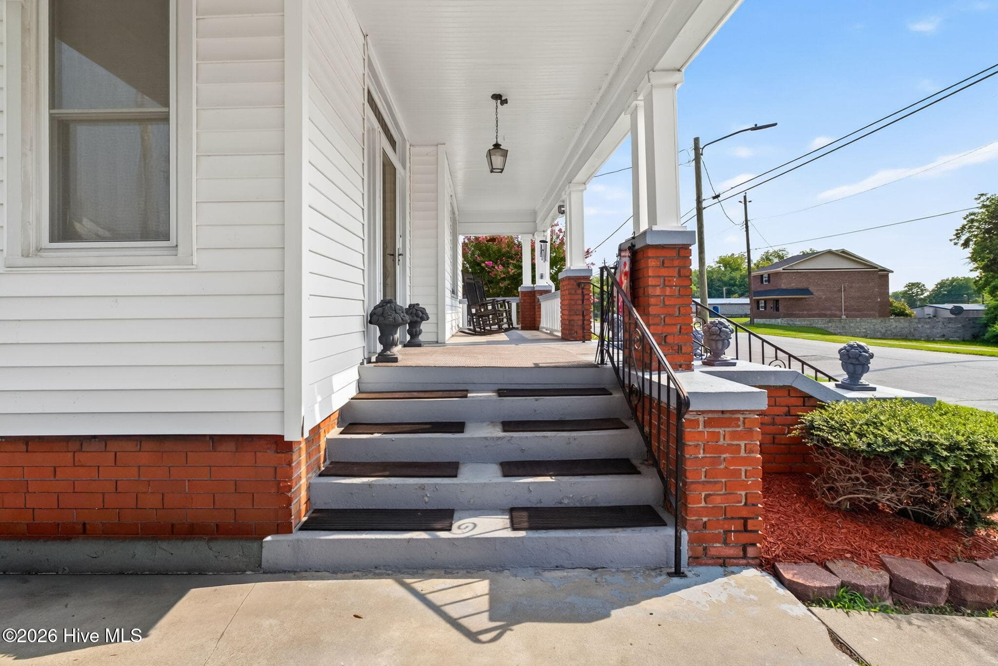 Single Family Residence at 306 S James Street, Goldsboro, NC 27530, photo 5 of 52