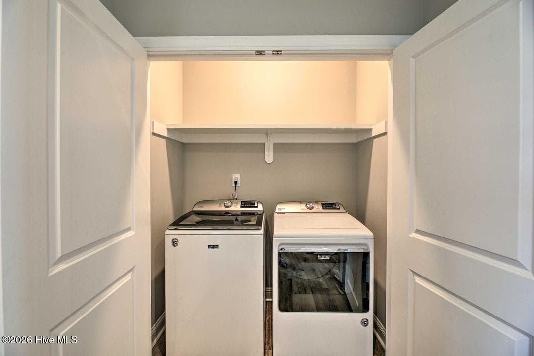 Single Family Residence at 124 Salt Marsh Way, Atlantic Beach, NC 28512, photo 19 of 34