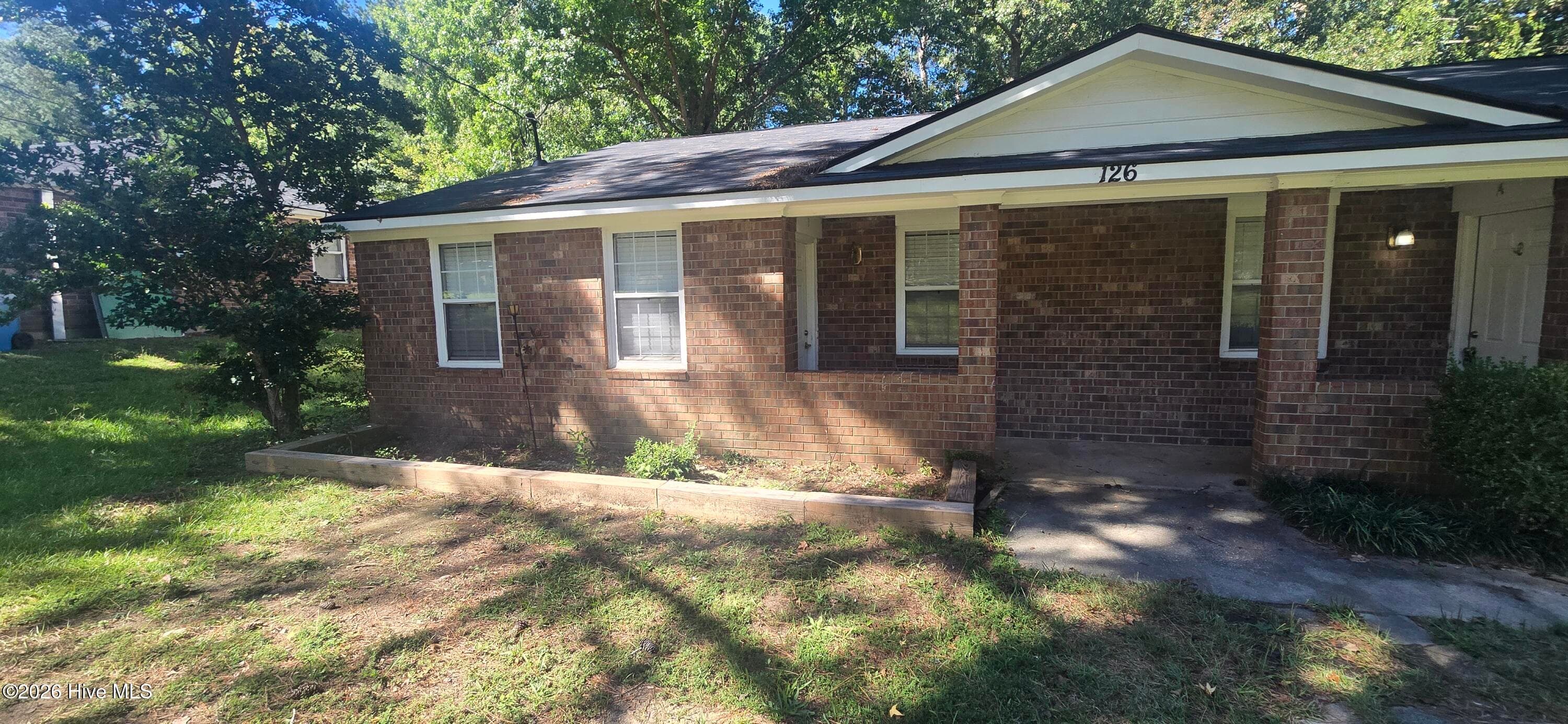 Duplex at 126 Samarya Lane, Martinez, GA 30907, photo 2 of 7