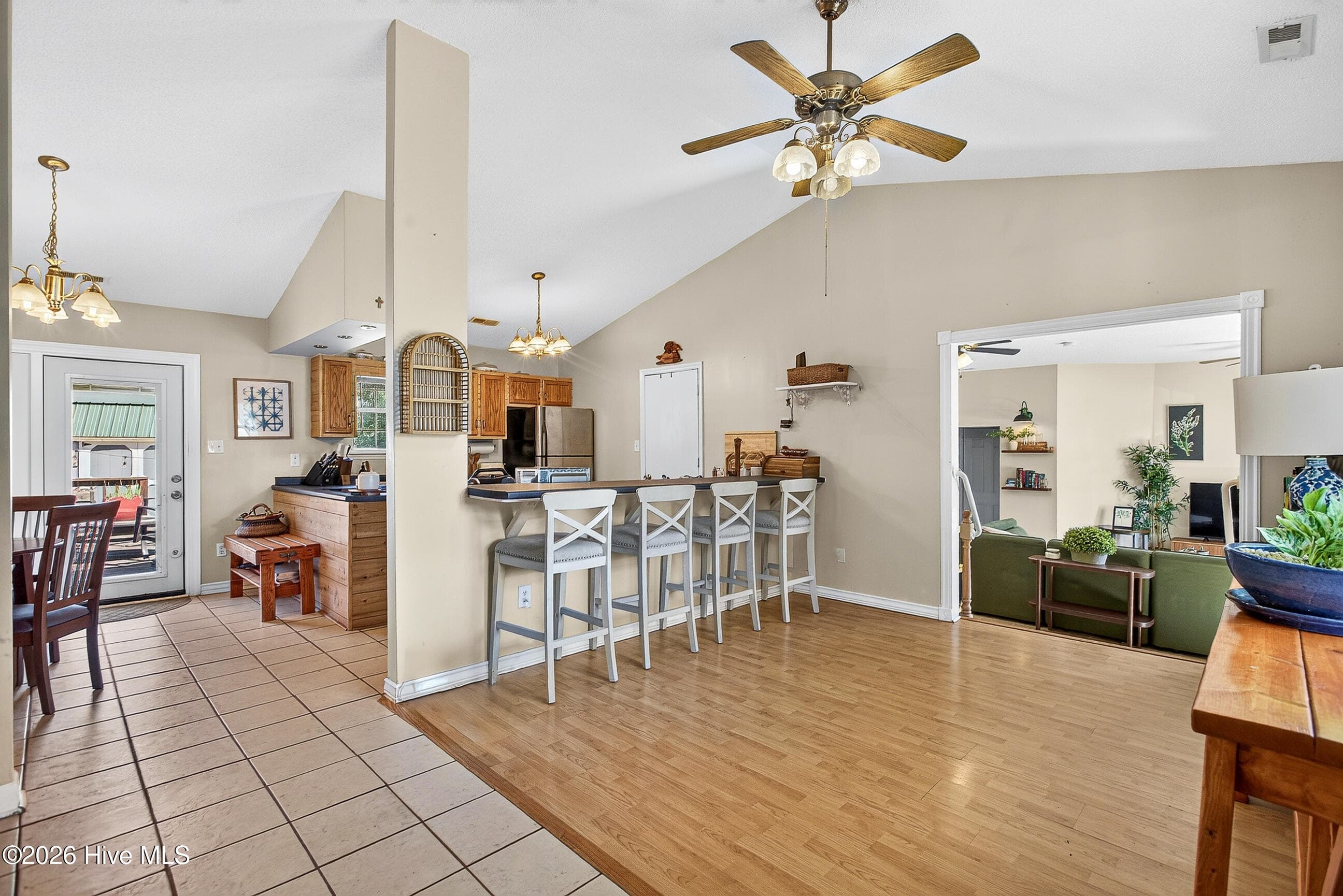 Single Family Residence at 317 Cinnamon Drive, Hubert, NC 28539, photo 10 of 49