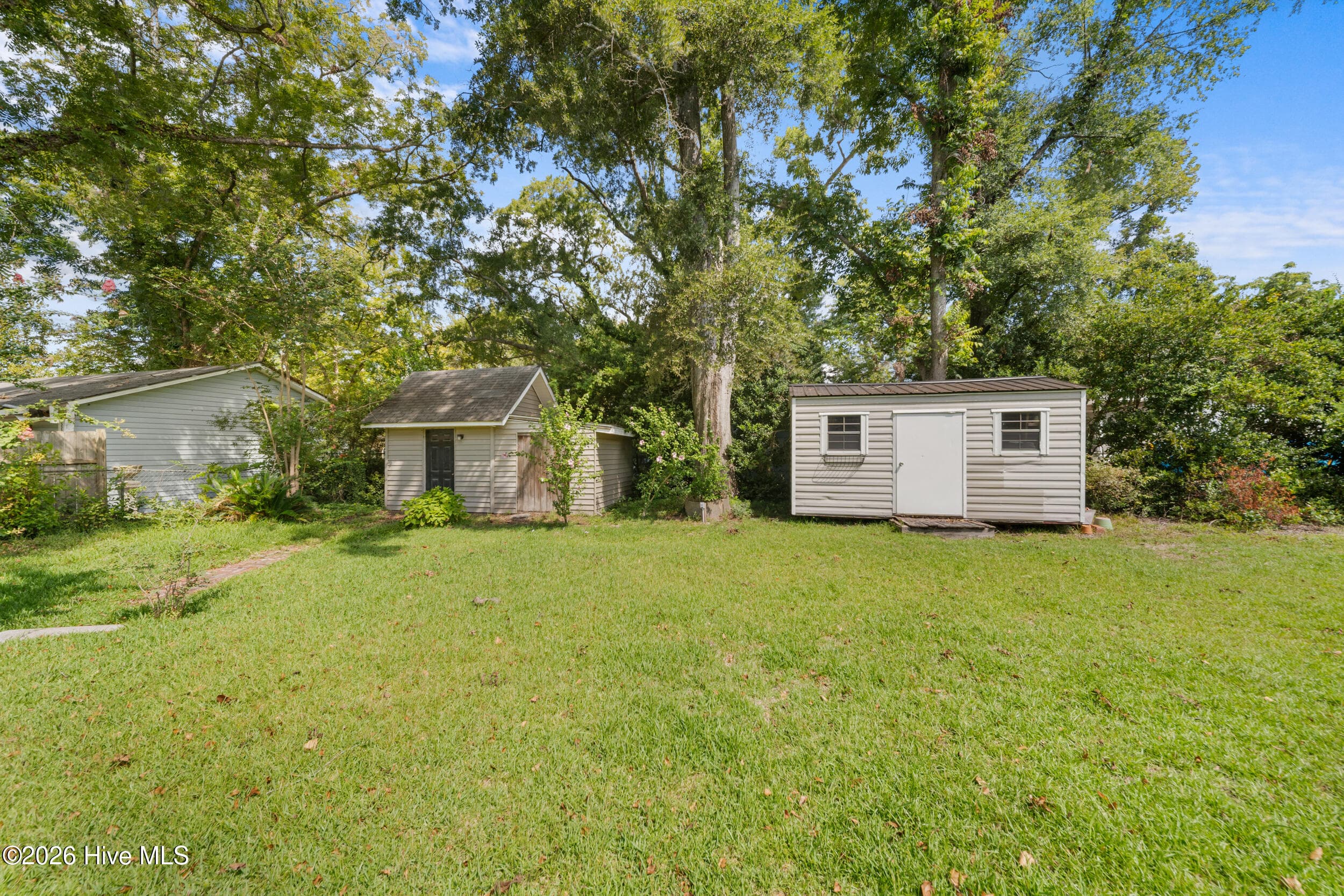 Single Family Residence at 631 Barney Avenue, Millen, GA 30442, photo 10 of 36