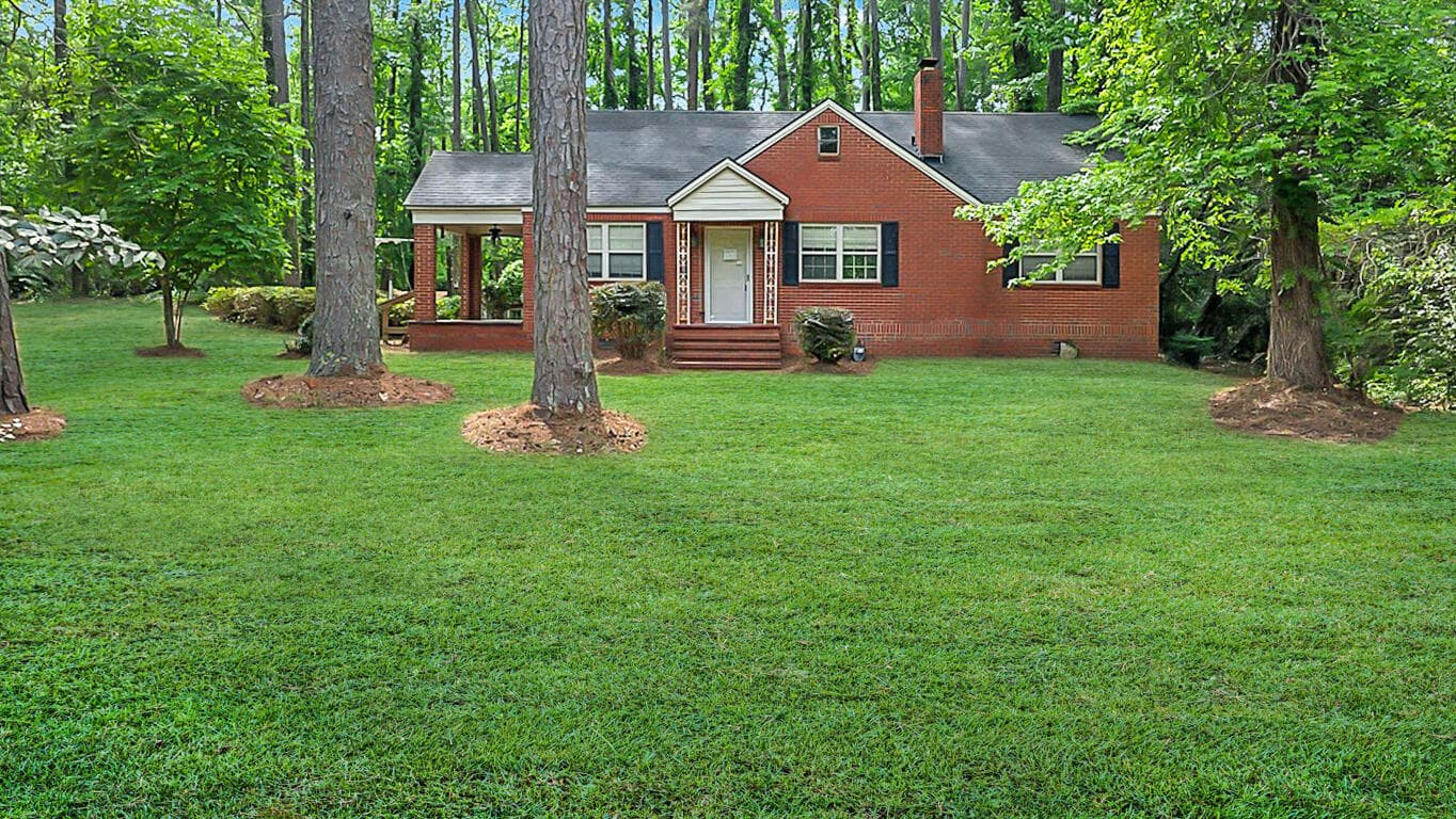 Single Family Residence at 819 Hillcrest Drive, Thomson, GA 30824, photo 7 of 46