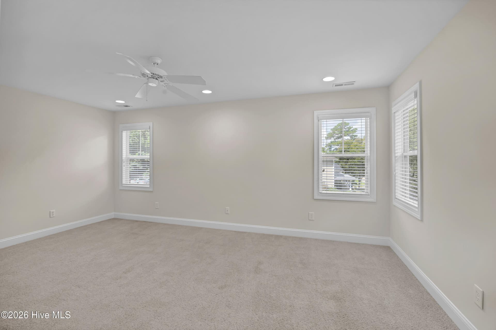 Condominium at 131 Myrtle Avenue, Wilmington, NC 28403, photo 11 of 24