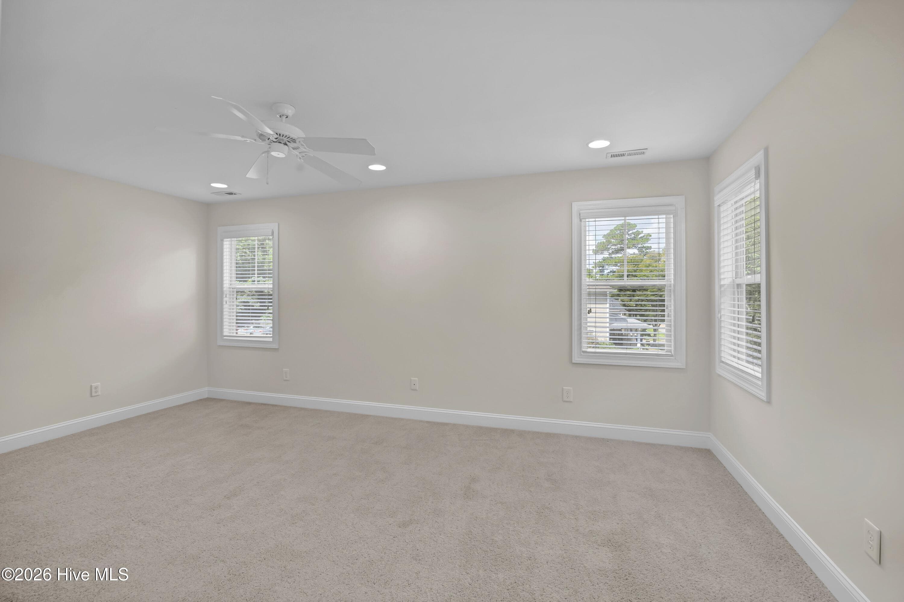 Condominium at 131 Myrtle Avenue, Wilmington, NC 28403, photo 11 of 24