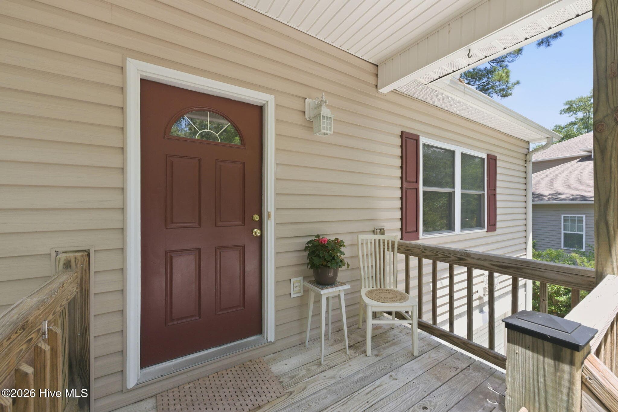 Single Family Residence at 913 Hearthside Court, New Bern, NC 28560, photo 9 of 49