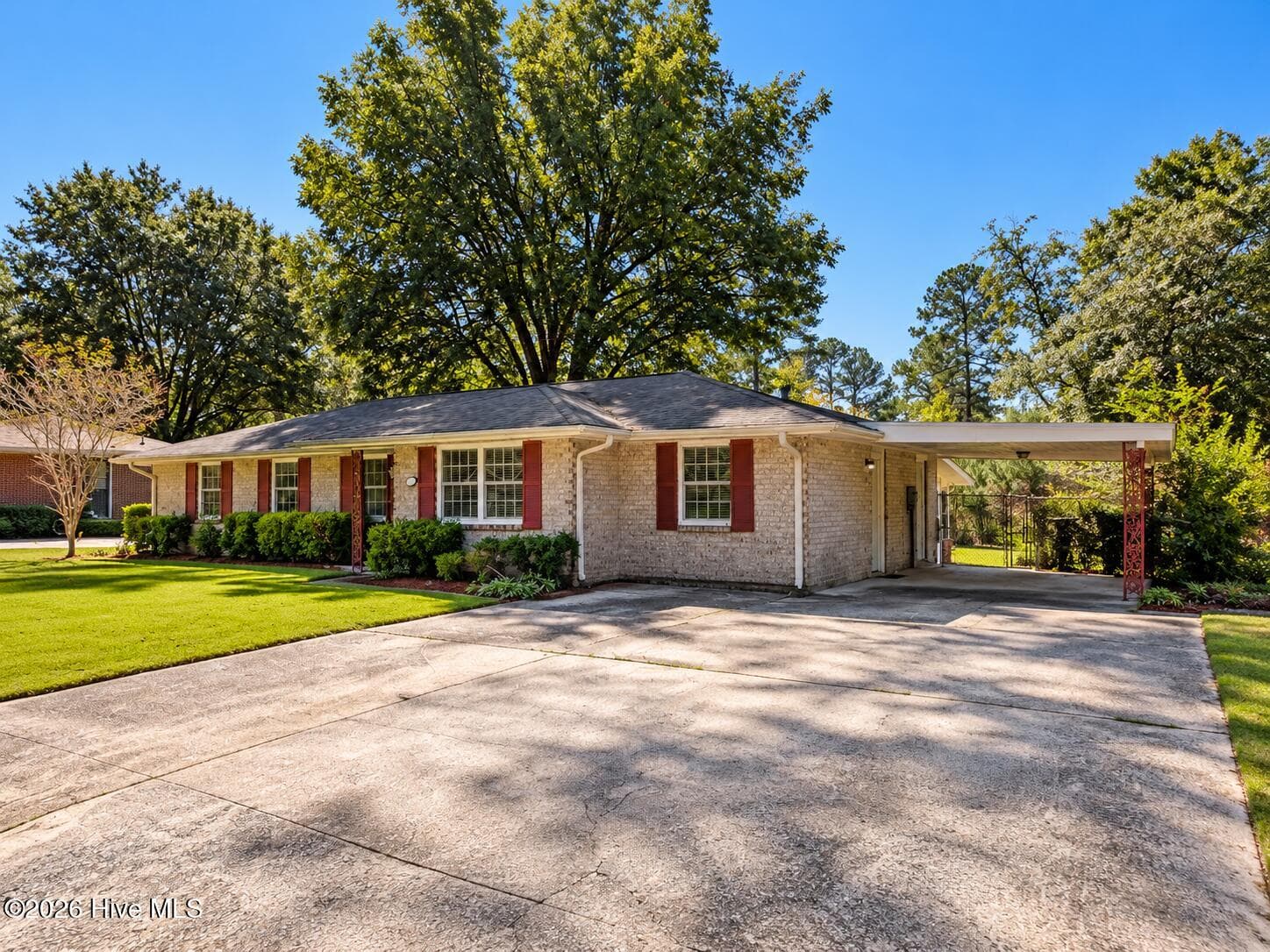 Single Family Residence at 2208 Albemarle Drive, Augusta, GA 30906, photo 3 of 32