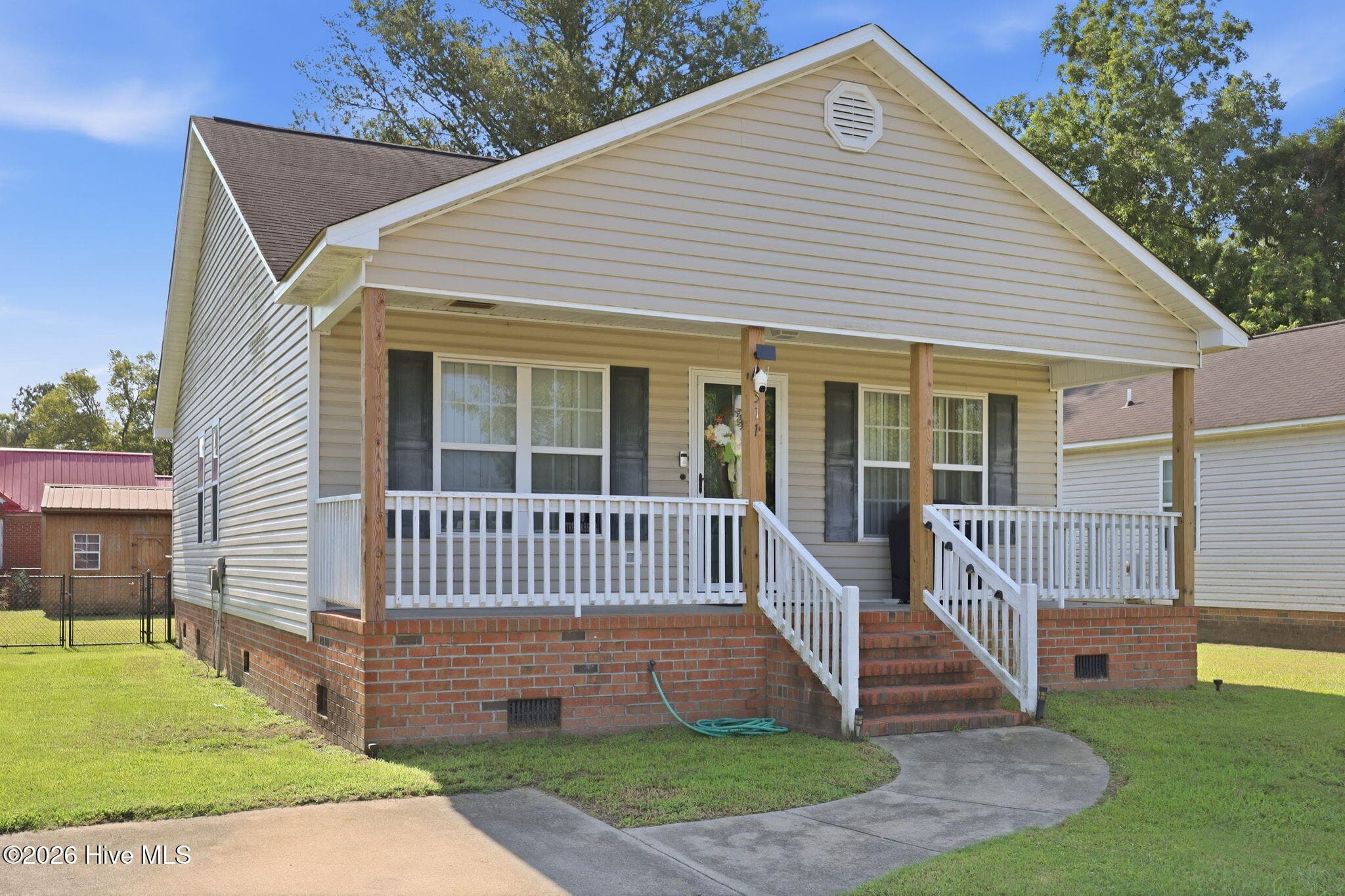 Single Family Residence at 311 Fleming Street, Washington, NC 27889, photo 3 of 42