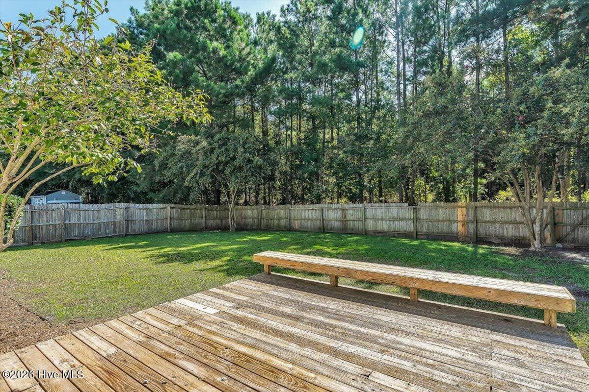 Single Family Residence at 118 Crooked Run Drive, New Bern, NC 28560, photo 35 of 49