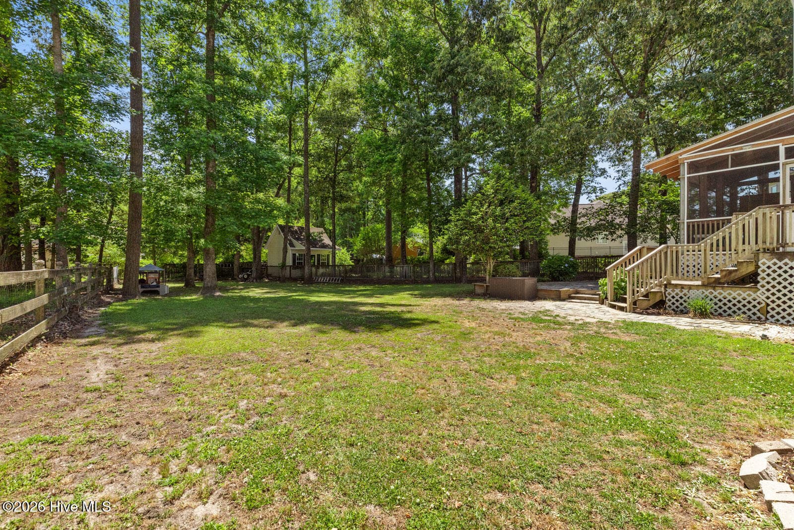 Single Family Residence at 125 Dockside Drive, Jacksonville, NC 28546, photo 40 of 47