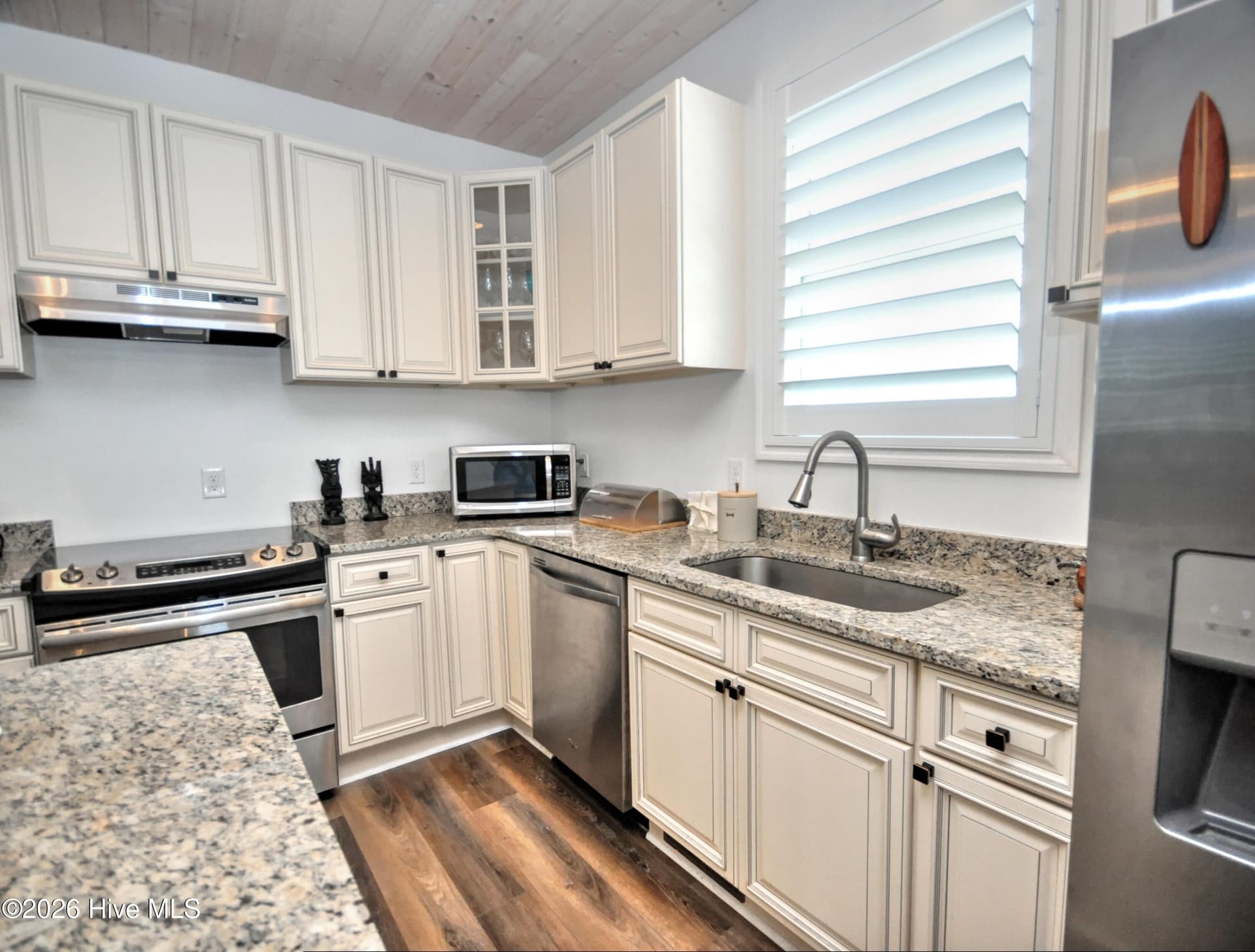 Single Family Residence at 123 W Third Street, Ocean Isle Beach, NC 28469, photo 17 of 68