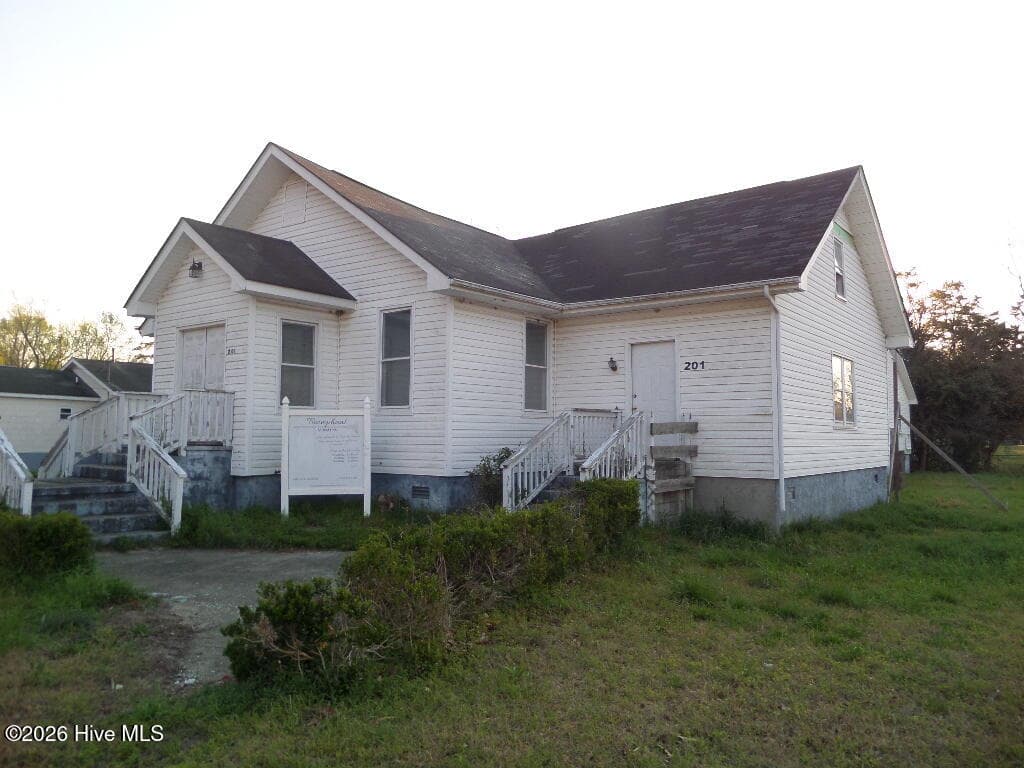 201 Ellington Street, New Bern, NC 28560