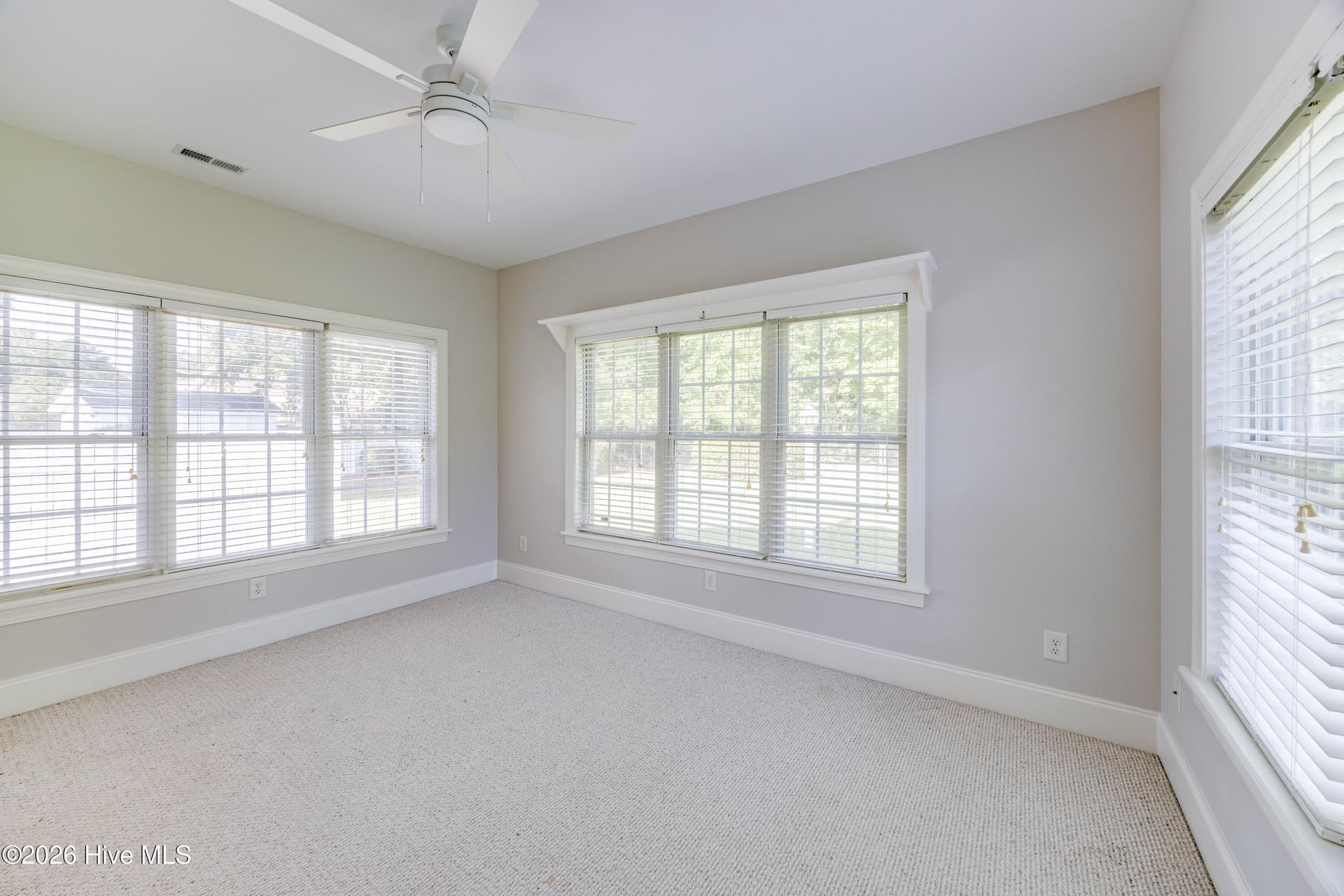 Single Family Residence at 207 Inda Way, Washington, NC 27889, photo 19 of 41