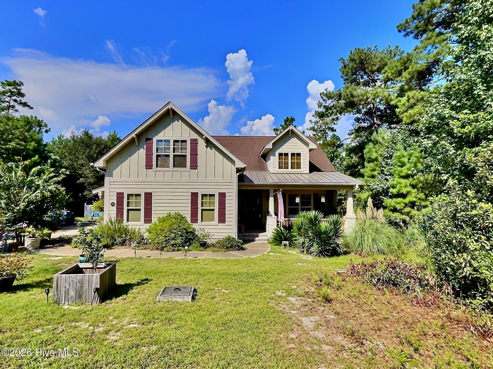 Single Family Residence at 520 Laurinburg Road, Southport, NC 28461, photo 2 of 59