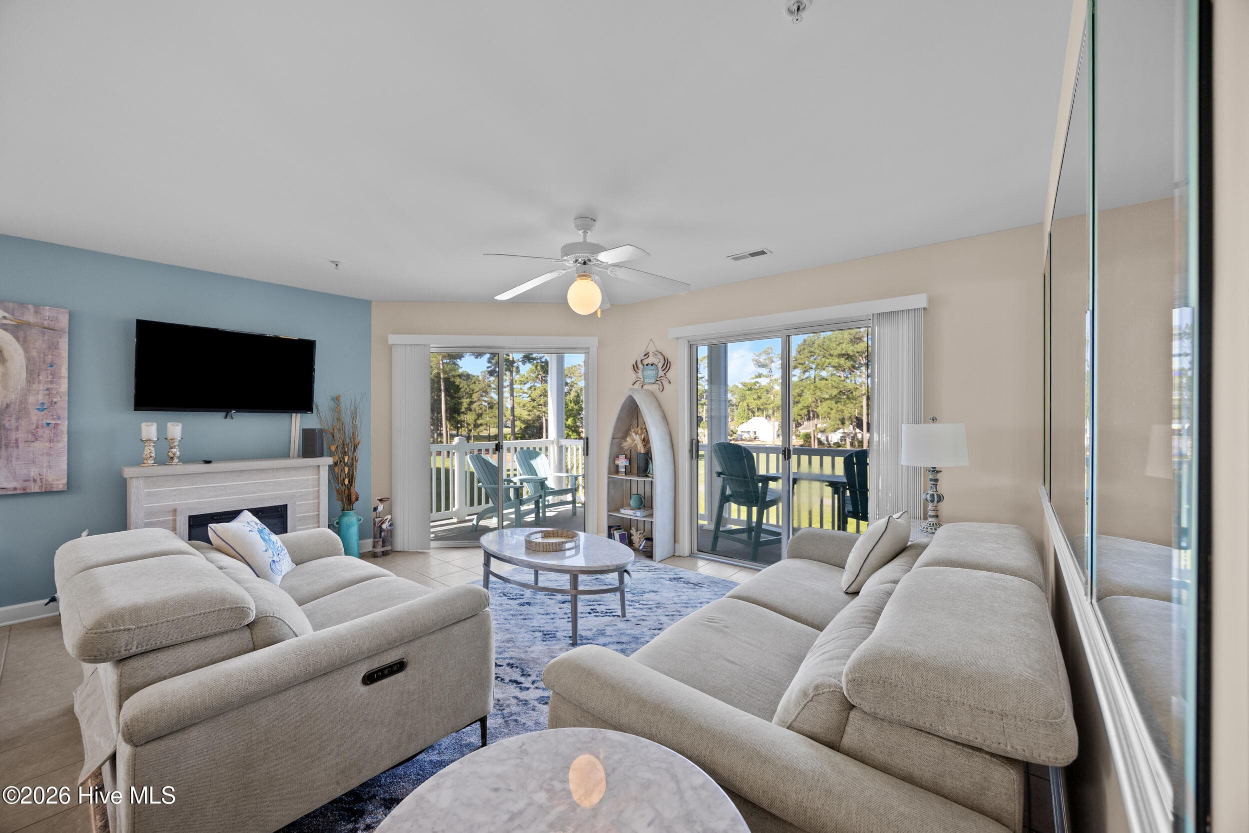 Modern Electric Reclining Loveseats with Power Source - 1215 N Middleton Drive NW 2304, Calabash, NC 28467