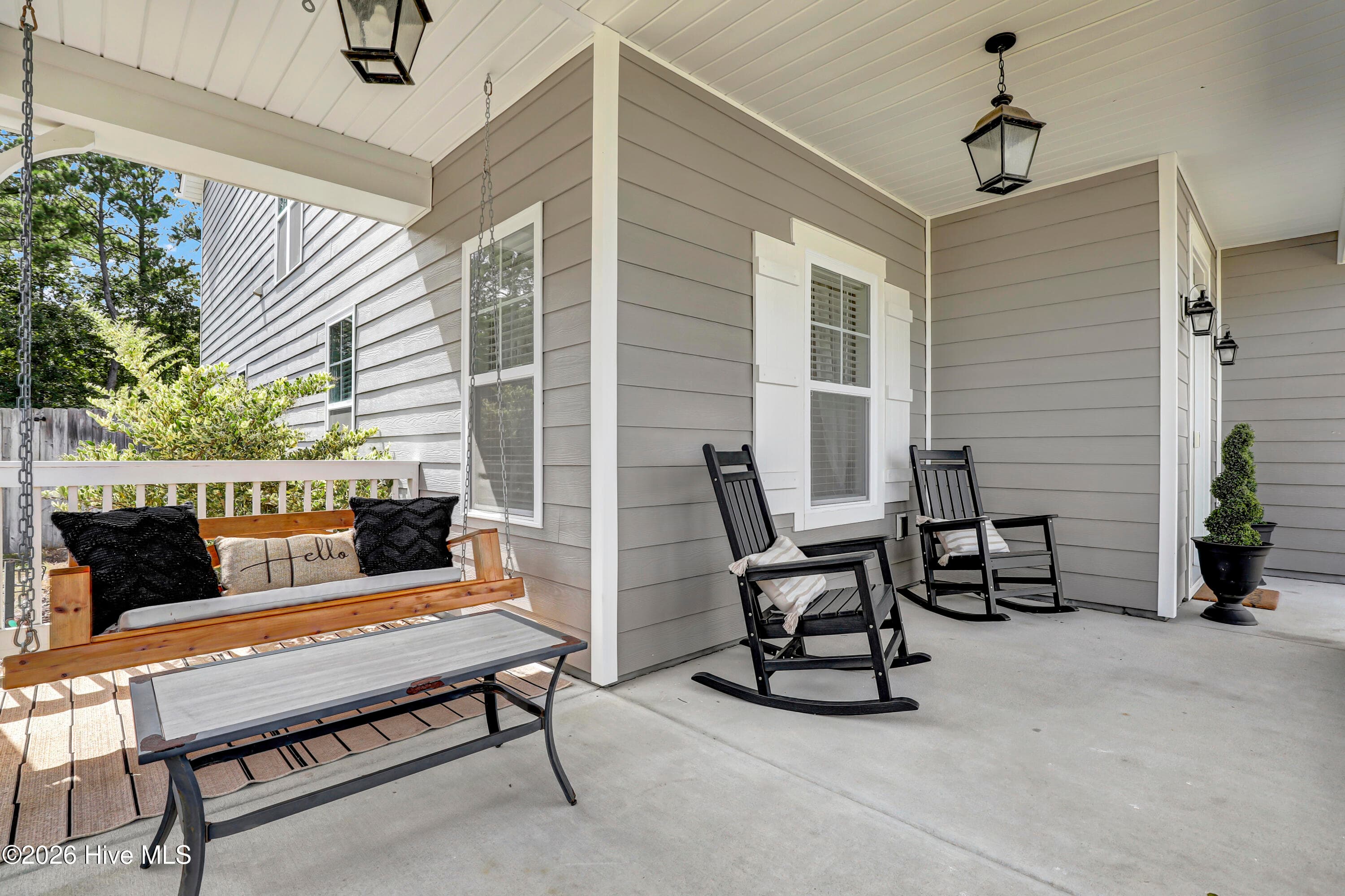 Single Family Residence at 413 Canter Crest Road, Hampstead, NC 28443, photo 10 of 106