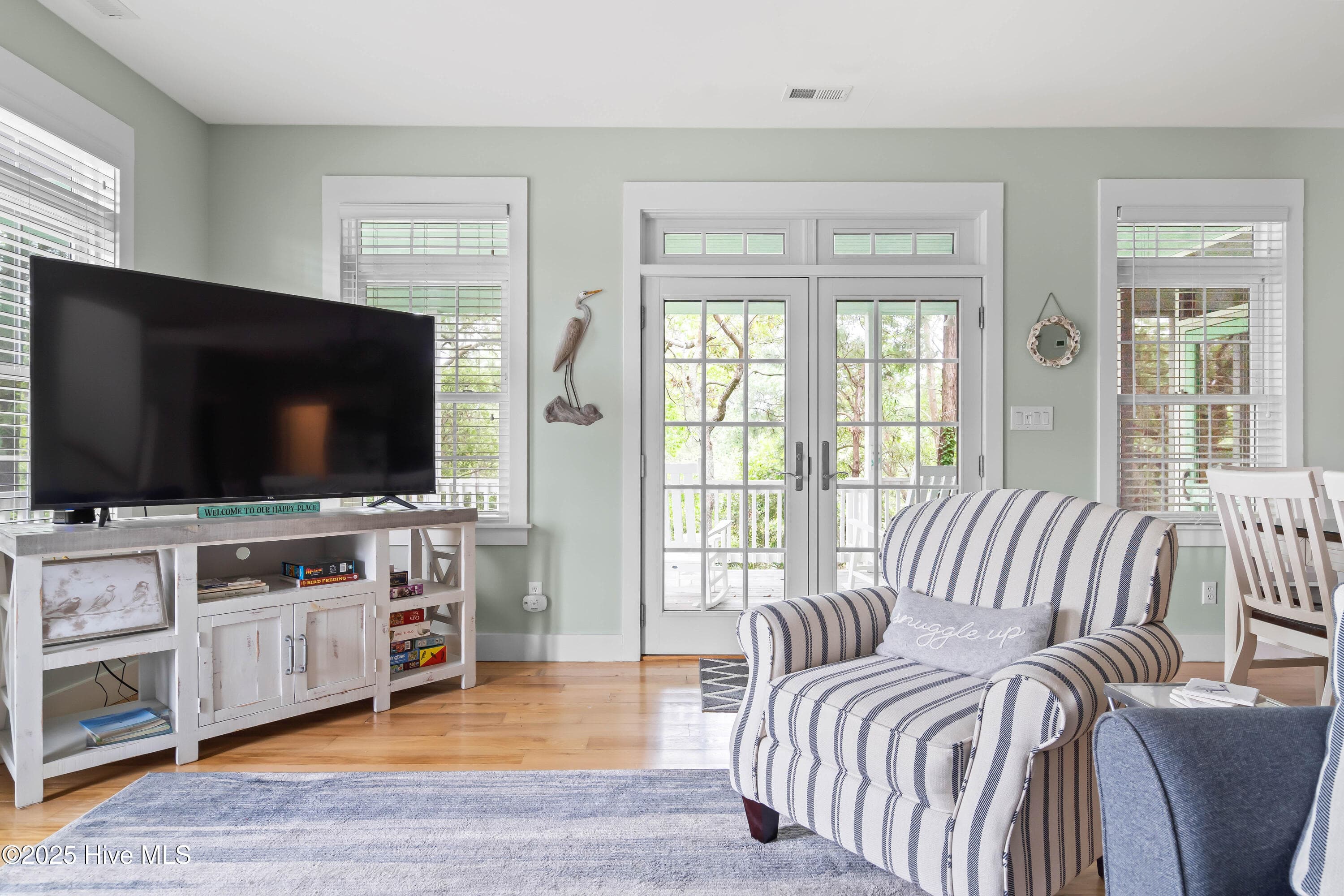 Single Family Residence at 320 Governor Safford Lane, Emerald Isle, NC 28594, photo 15 of 90