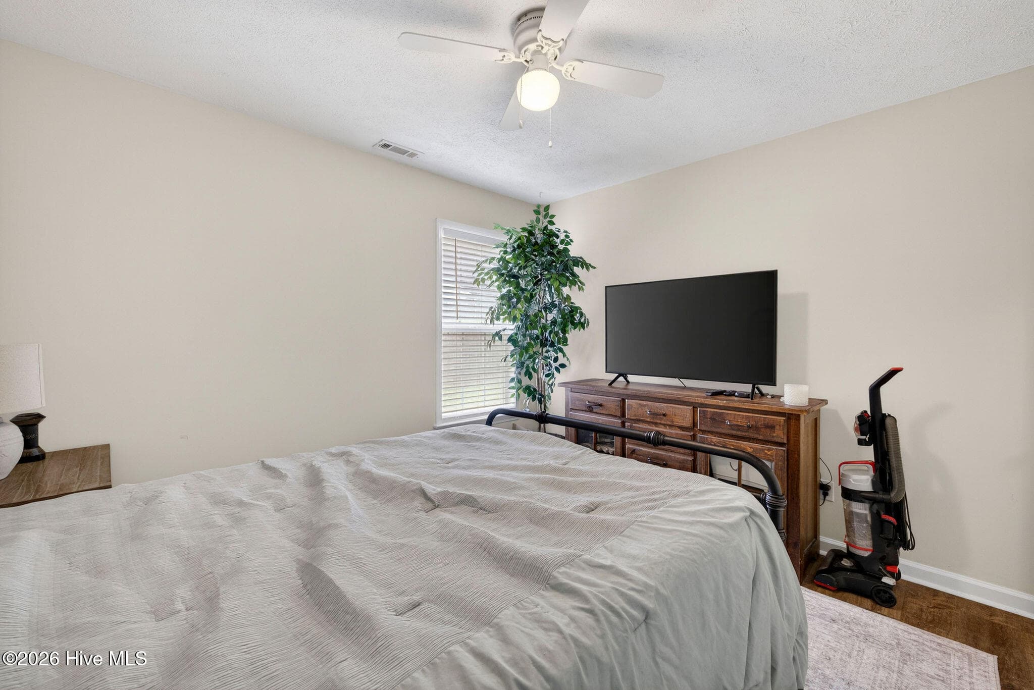 Single Family Residence at 400 Beasley Road, Wilmington, NC 28409, photo 10 of 21