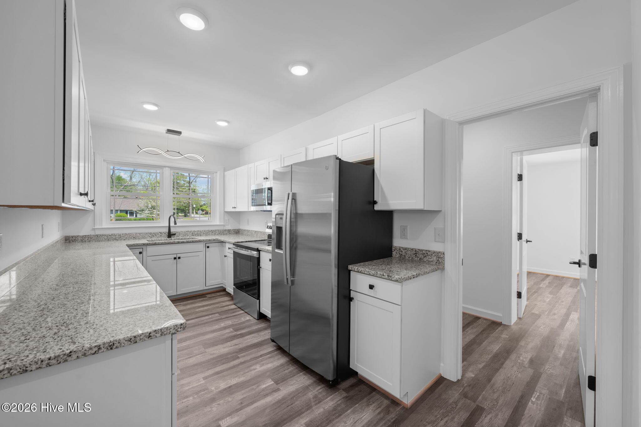 Single Family Residence at 1514 Rhem Avenue, New Bern, NC 28560, photo 14 of 41