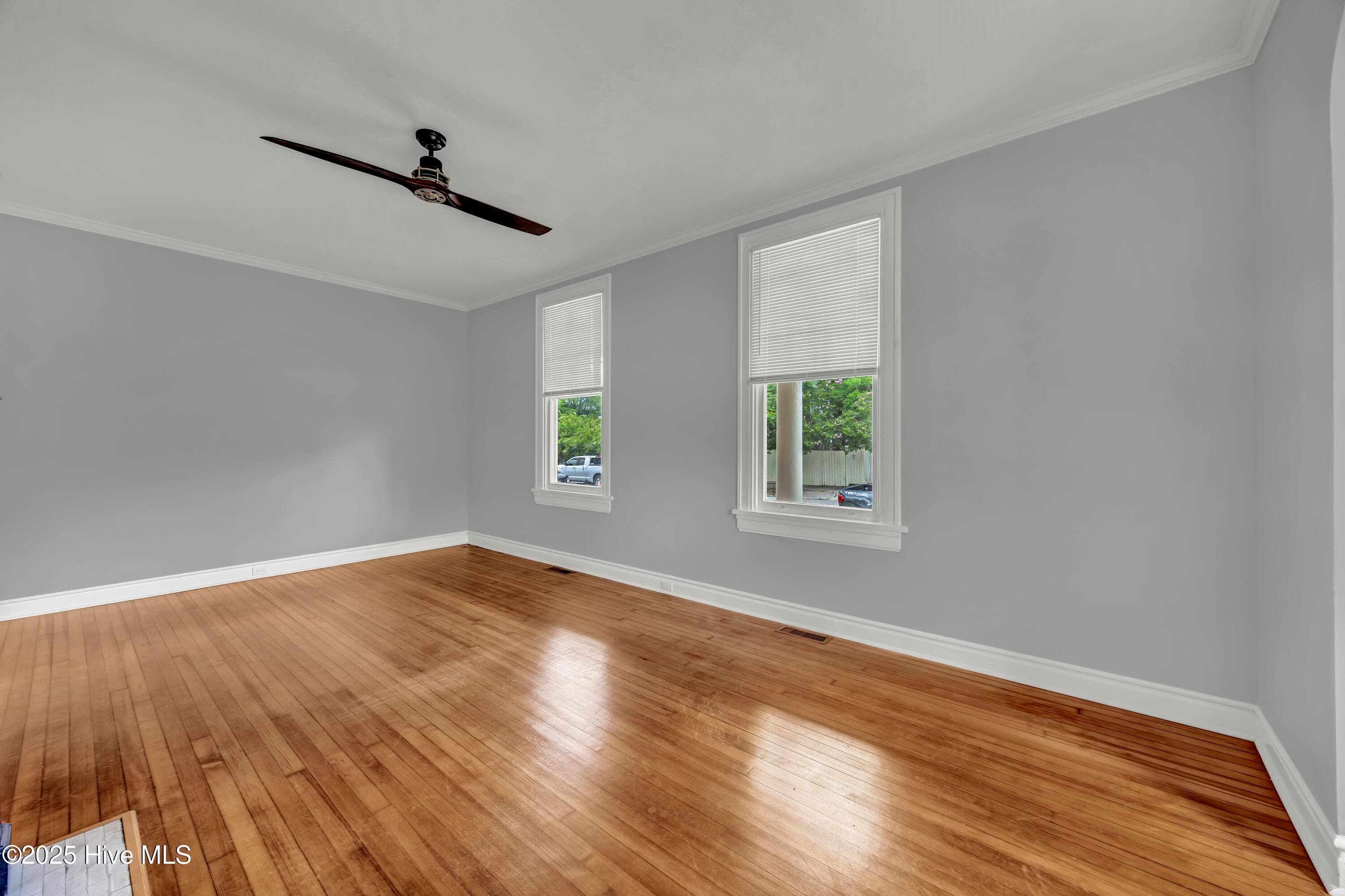 Duplex at 8 S 7th Street, Wilmington, NC 28401, photo 6 of 46