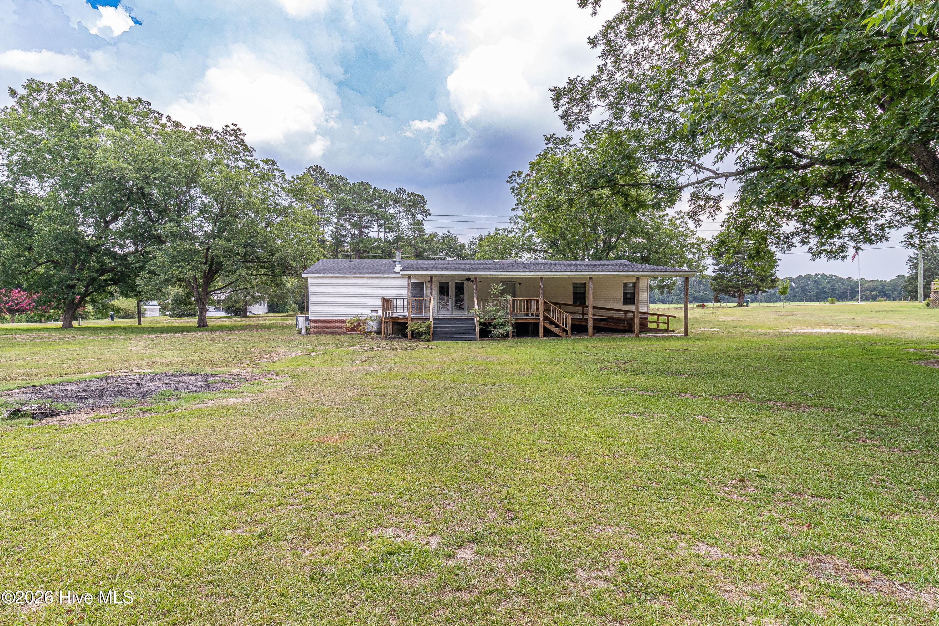 Manufactured Home at 389 Black Jack Church Road, Goldsboro, NC 27530, photo 8 of 33