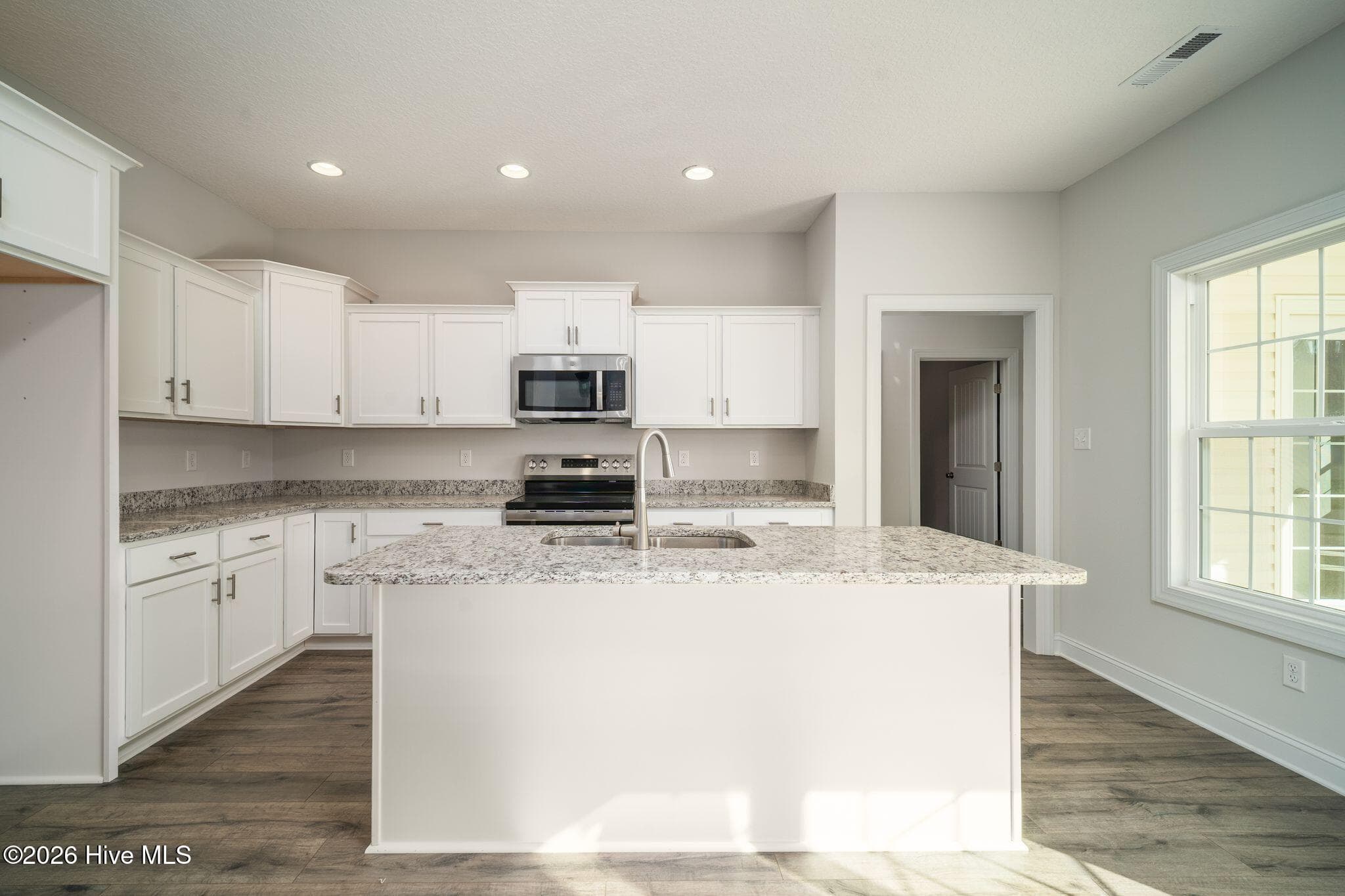 Single Family Residence at 500 Huggins Way, Jacksonville, NC 28546, photo 28 of 99