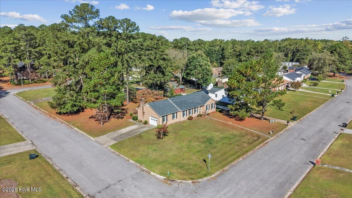 Single Family Residence at 3000 Camelot Drive, Kinston, NC 28504, photo 13 of 51