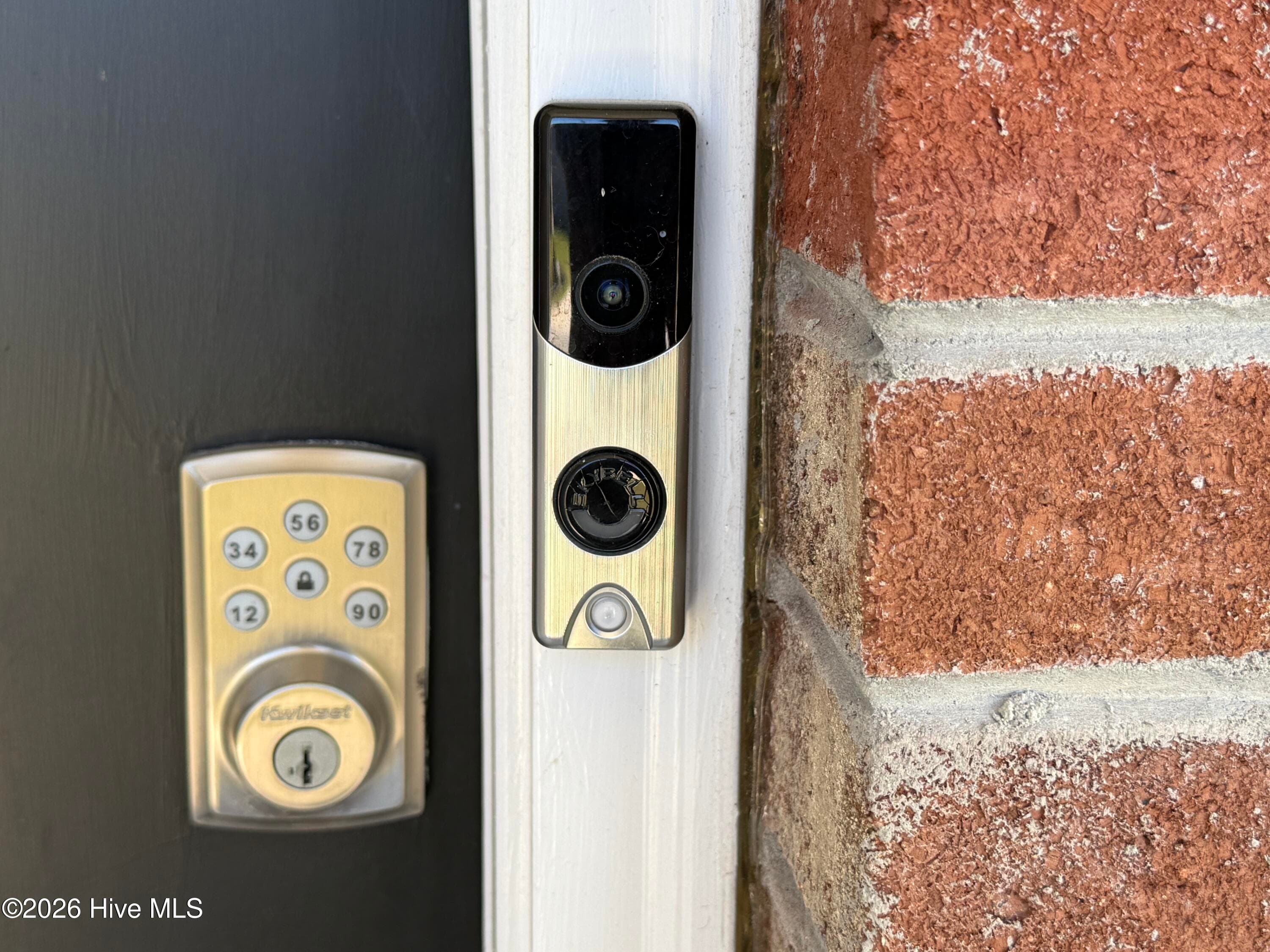 Keyless entry and security feature - 5010 Spring Green Pass, New Bern, NC 28562