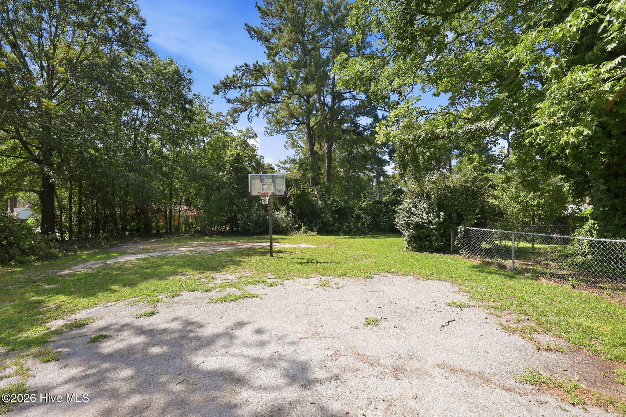 Single Family Residence at 301 W 15th Street, Washington, NC 27889, photo 26 of 31
