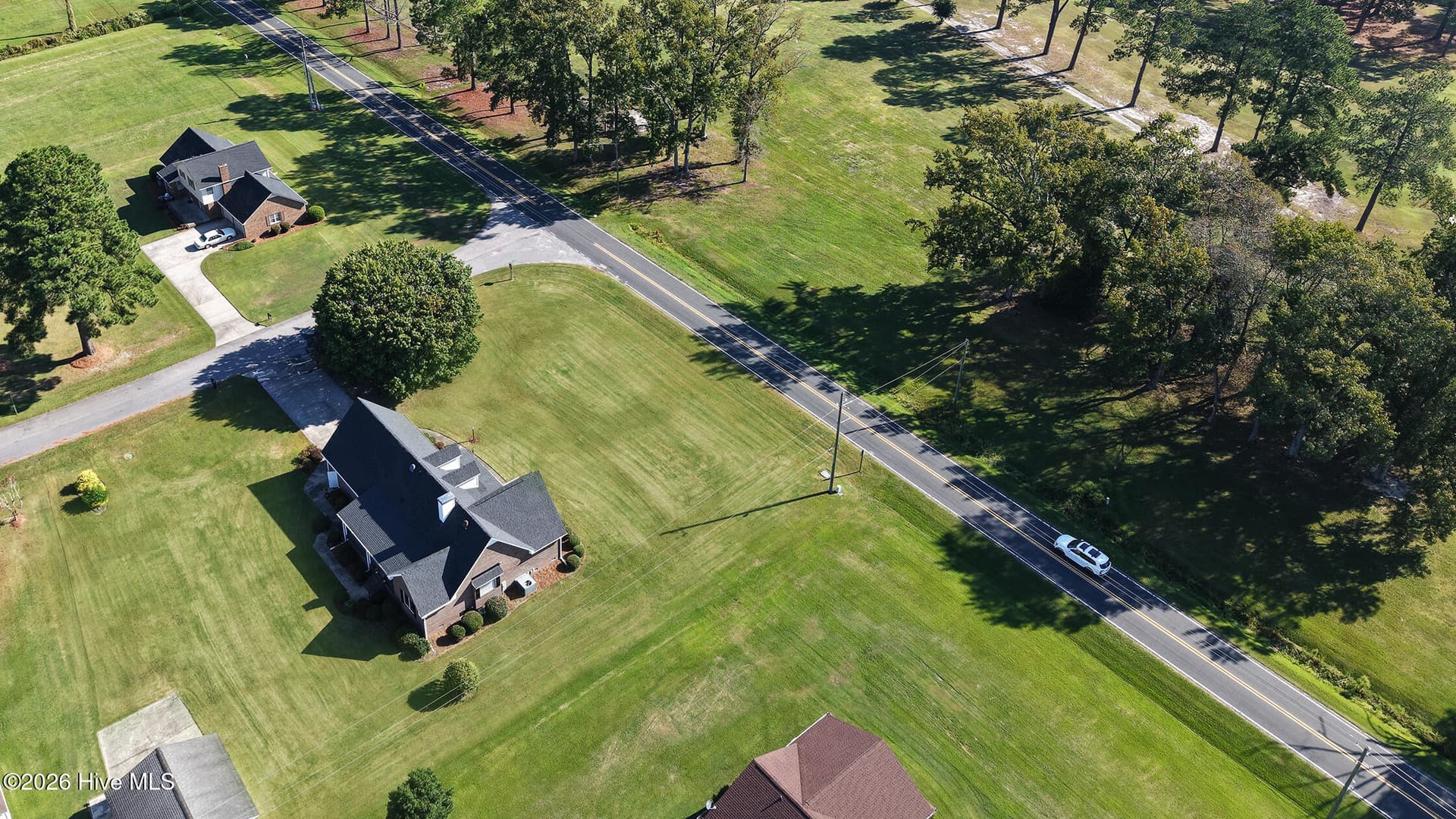 Single Family Residence at 944 Country Club Drive, Ayden, NC 28513, photo 15 of 61