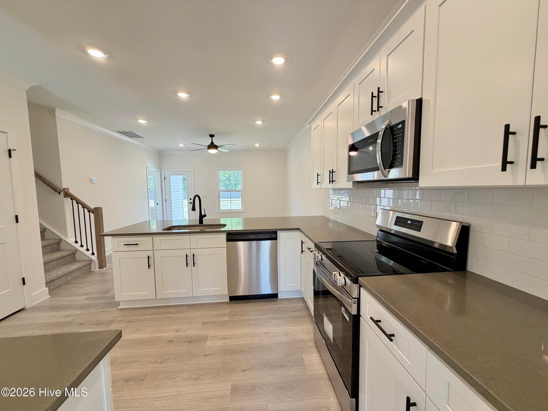 Townhouse at 479 Timbercrest Circle SE, Bolivia, NC 28422, photo 15 of 63
