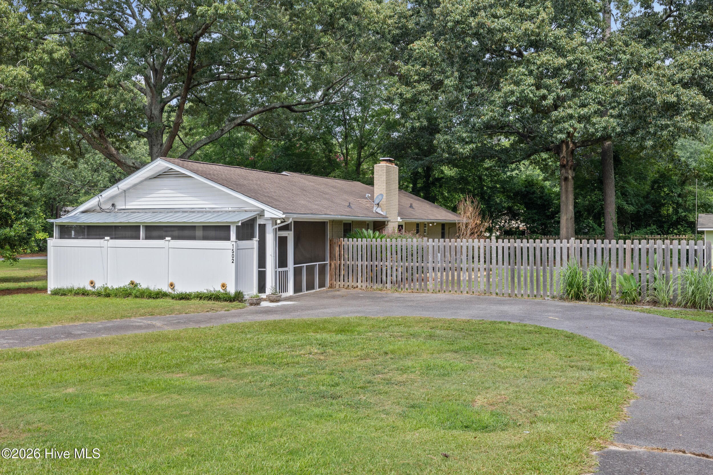 Single Family Residence at 1502 Alpine Drive, Aiken, SC 29803, photo 2 of 3